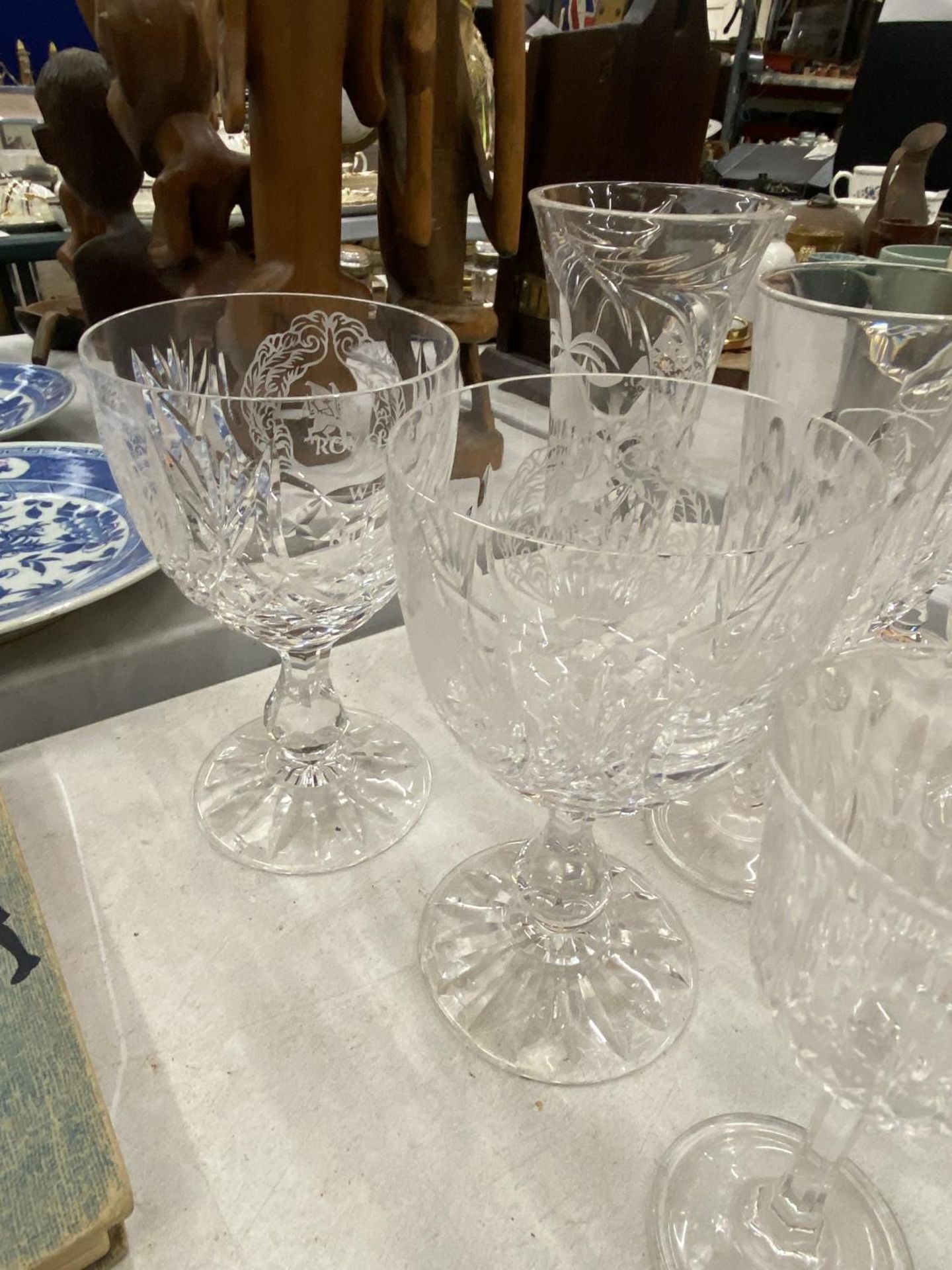 A QUANTITY OF GLASSES TO INCLUDE WINE, CHAMPAGNE FLUTES, SHERRY, PORT, ETC - Image 3 of 3