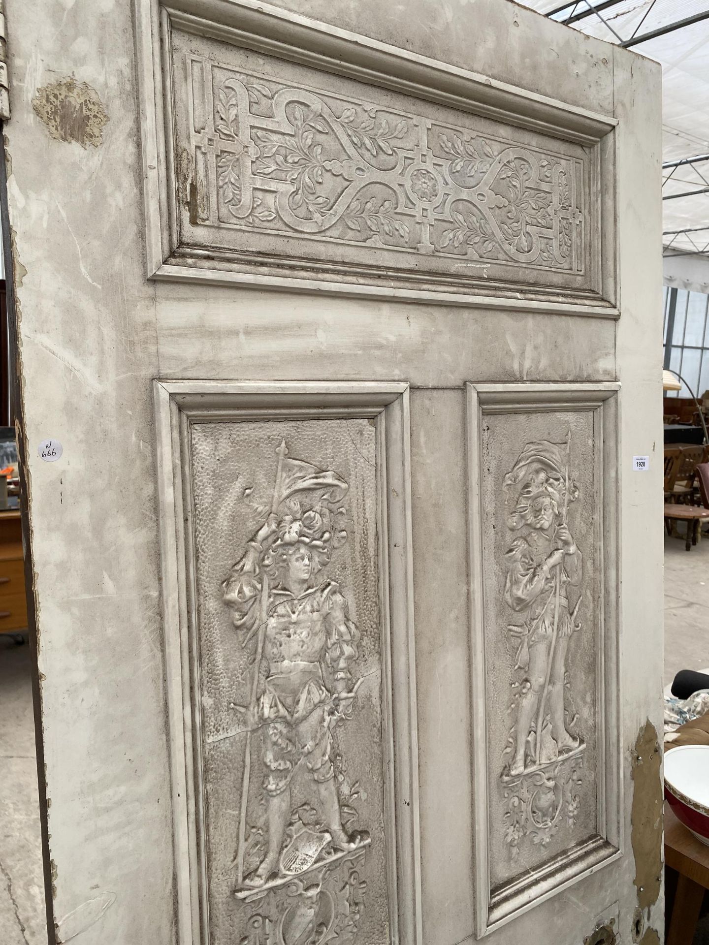 A VINTAGE SCRUMBLE PINE EXTERNAL DOOR WITH DECORATIVE PANELS - Image 2 of 4