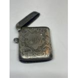 A HALLMARKED BIRMINGHAM SILVER VESTA CASE