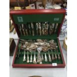 A BOXED ARTHUR PRICE OF ENGLAND BY APPOINTMENT TO HM QUEEN ELIZABETH II CUTLERY SET (SHEFFIELD)