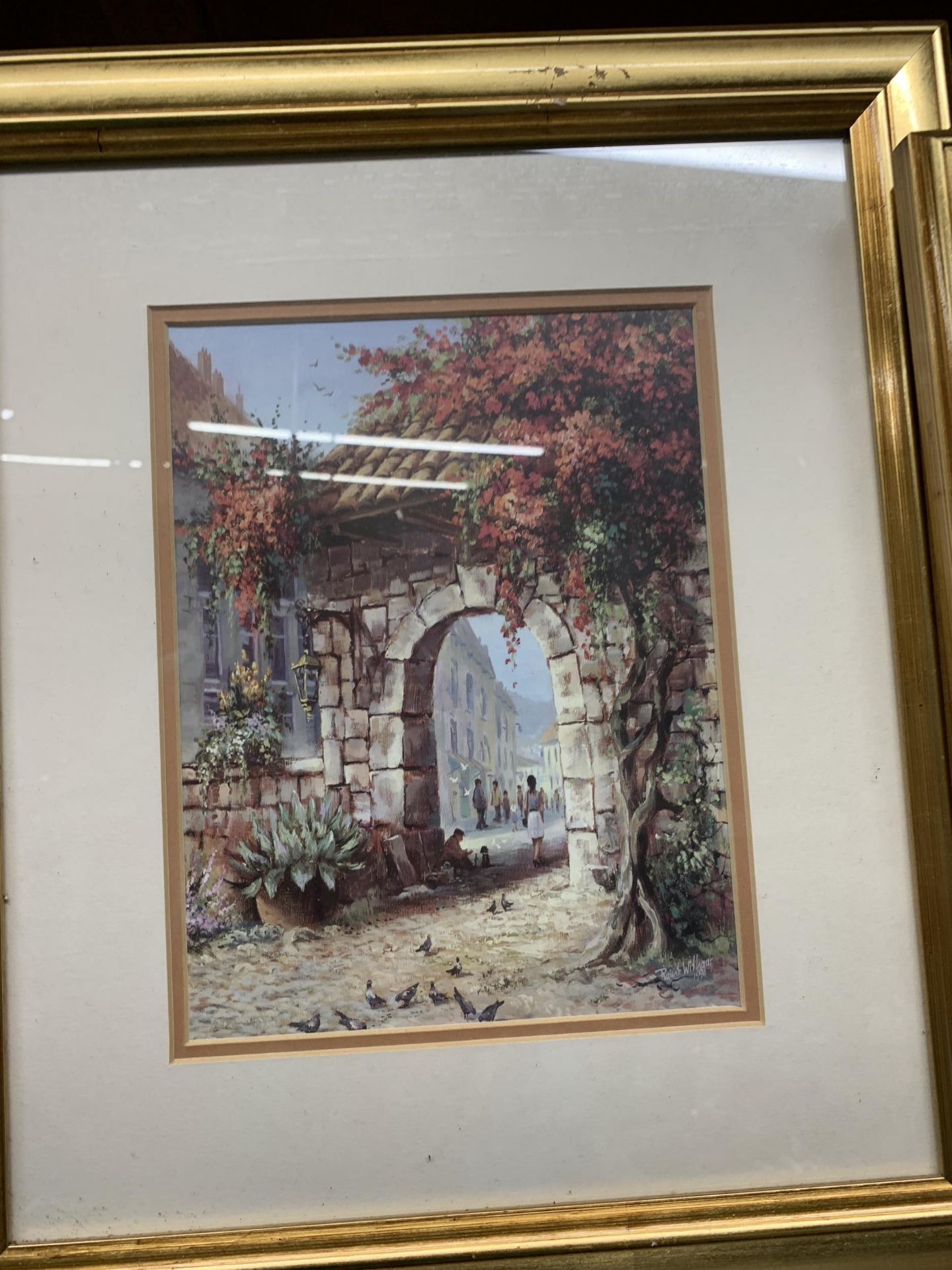 A GROUP OF THREE GILT FRAMED PRINTS - Image 2 of 5