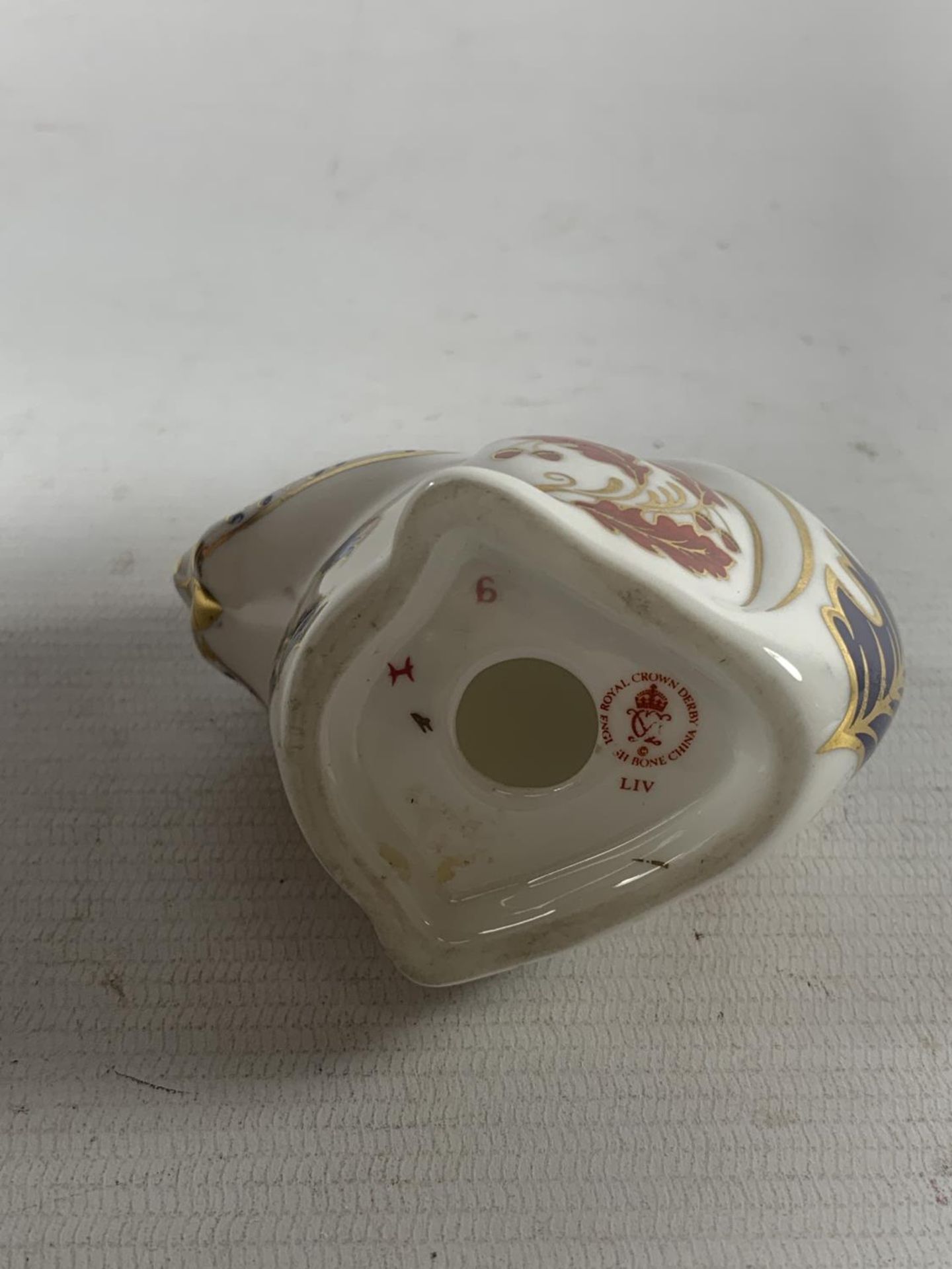 A ROYAL CROWN DERBY SQUIRREL (SECOND) - Image 4 of 4
