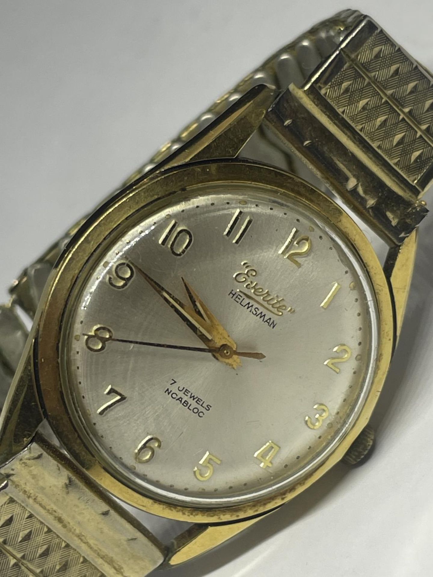 A VINTAGE EVERITE HELMSMAN 17 JEWELS INCBLOC WRIST WATCH SEEN WORKING BUT NO WARRANTY - Image 2 of 3