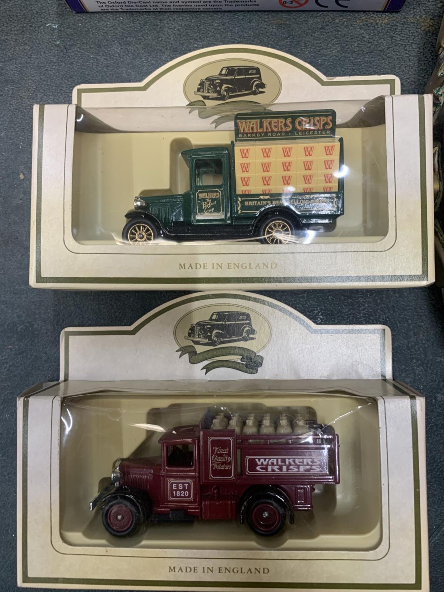 A TRI-ANG HORNBY R. 17C FLAT WAGON WITH MINIX CAR LOAD AND R. 10 OPEN 12T GOODS TRUCK, BOTH BOXED - Image 2 of 4