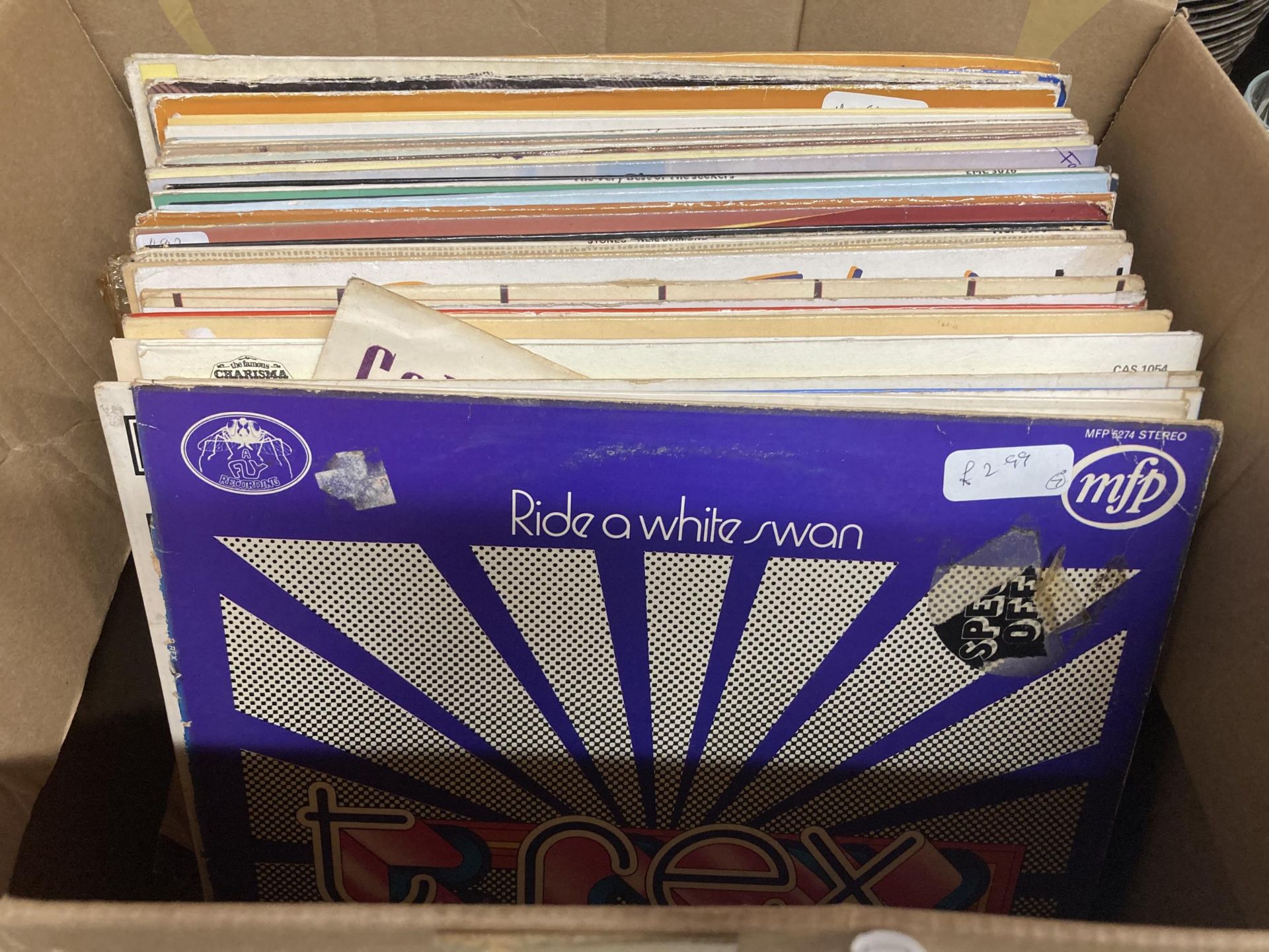 A BOX OF ASSORTED LP RECORDS, DIANA ROSS ETC