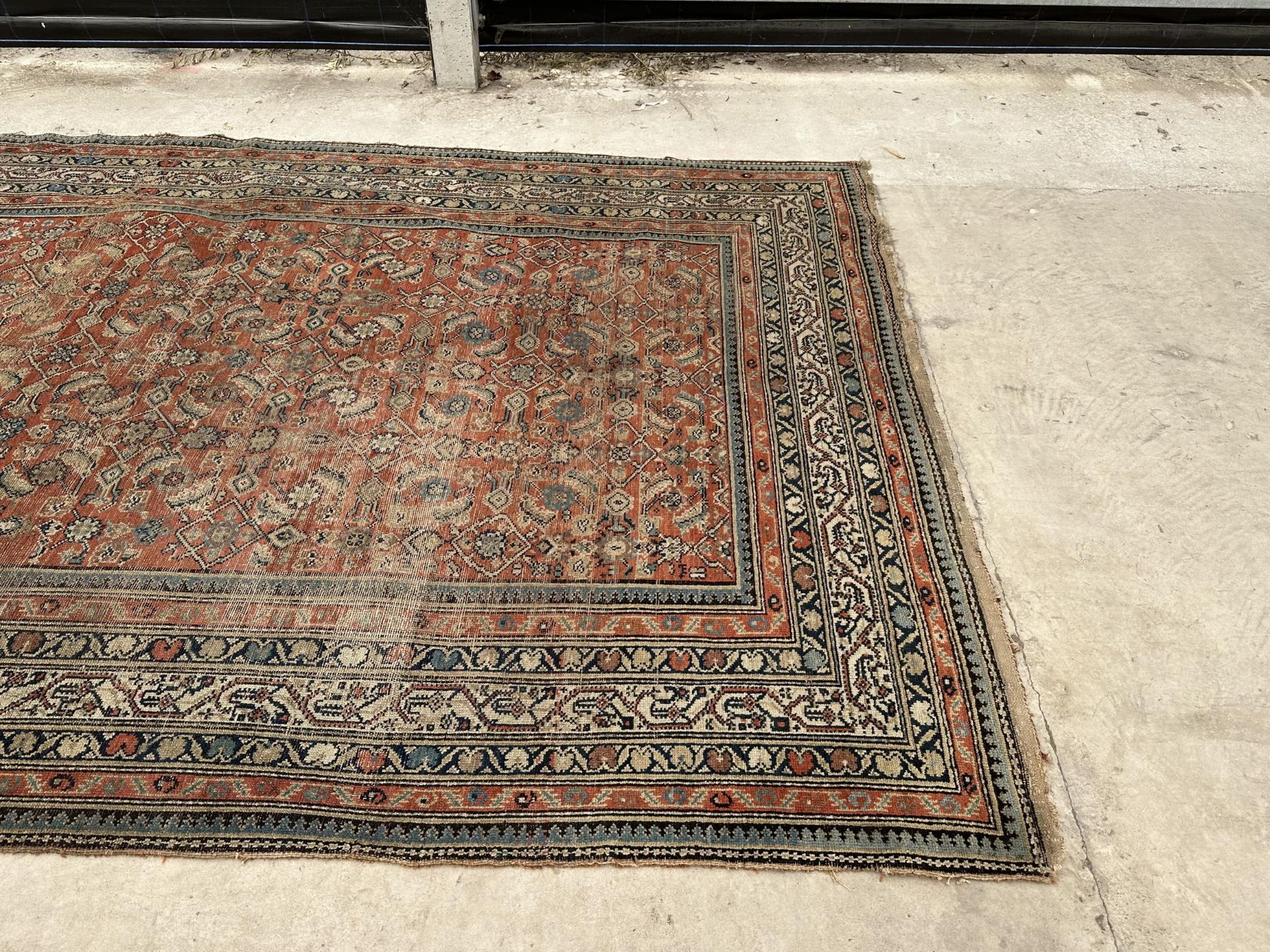 AN ANTIQUE, BELIEVED PERSIAN RUG 211 CM X 189 CM - Image 2 of 11