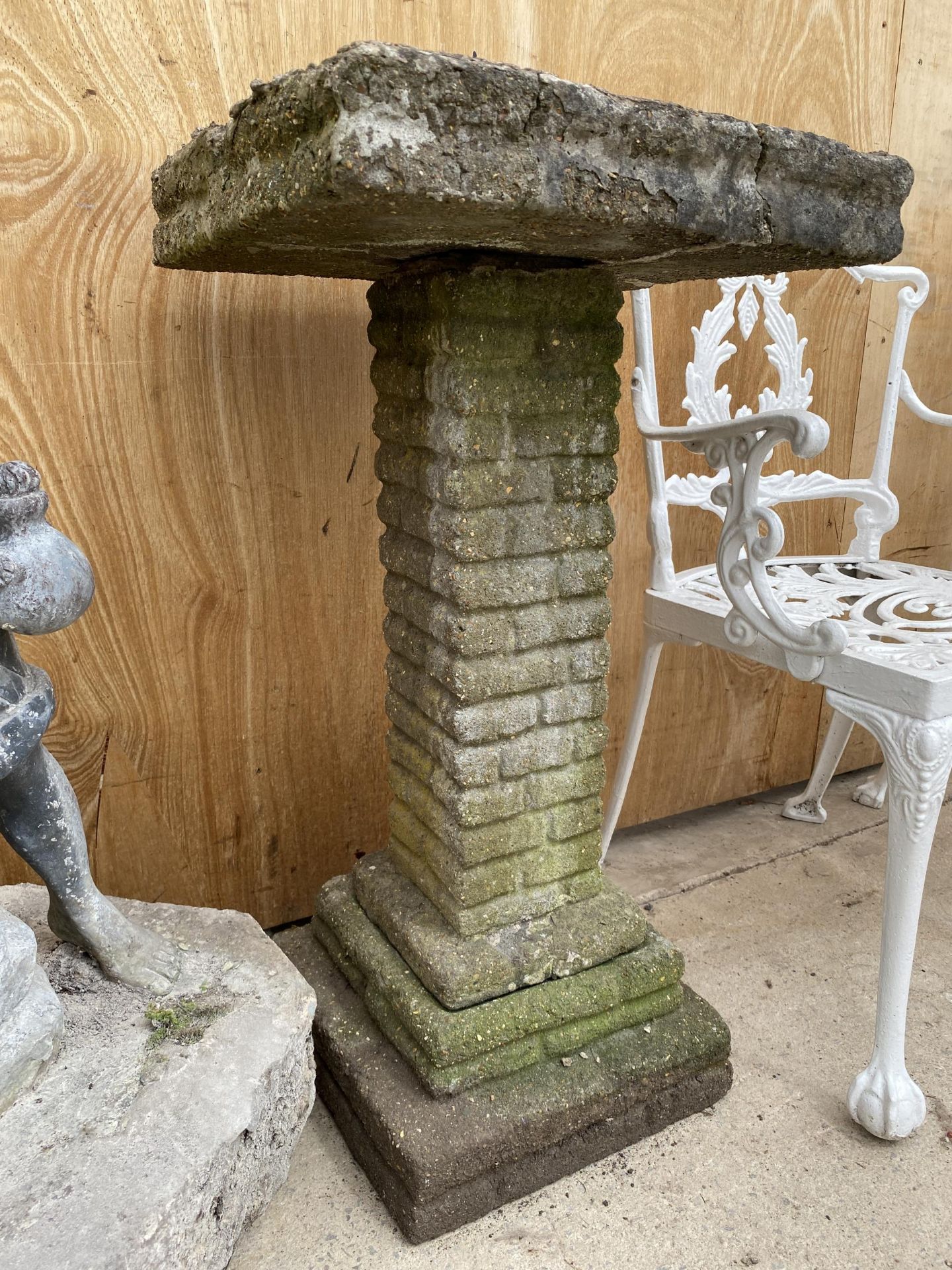A RECONSTITUTED STONE BIRD BATH WITH PEDESTRAL BASE (H:79CM) - Image 2 of 4