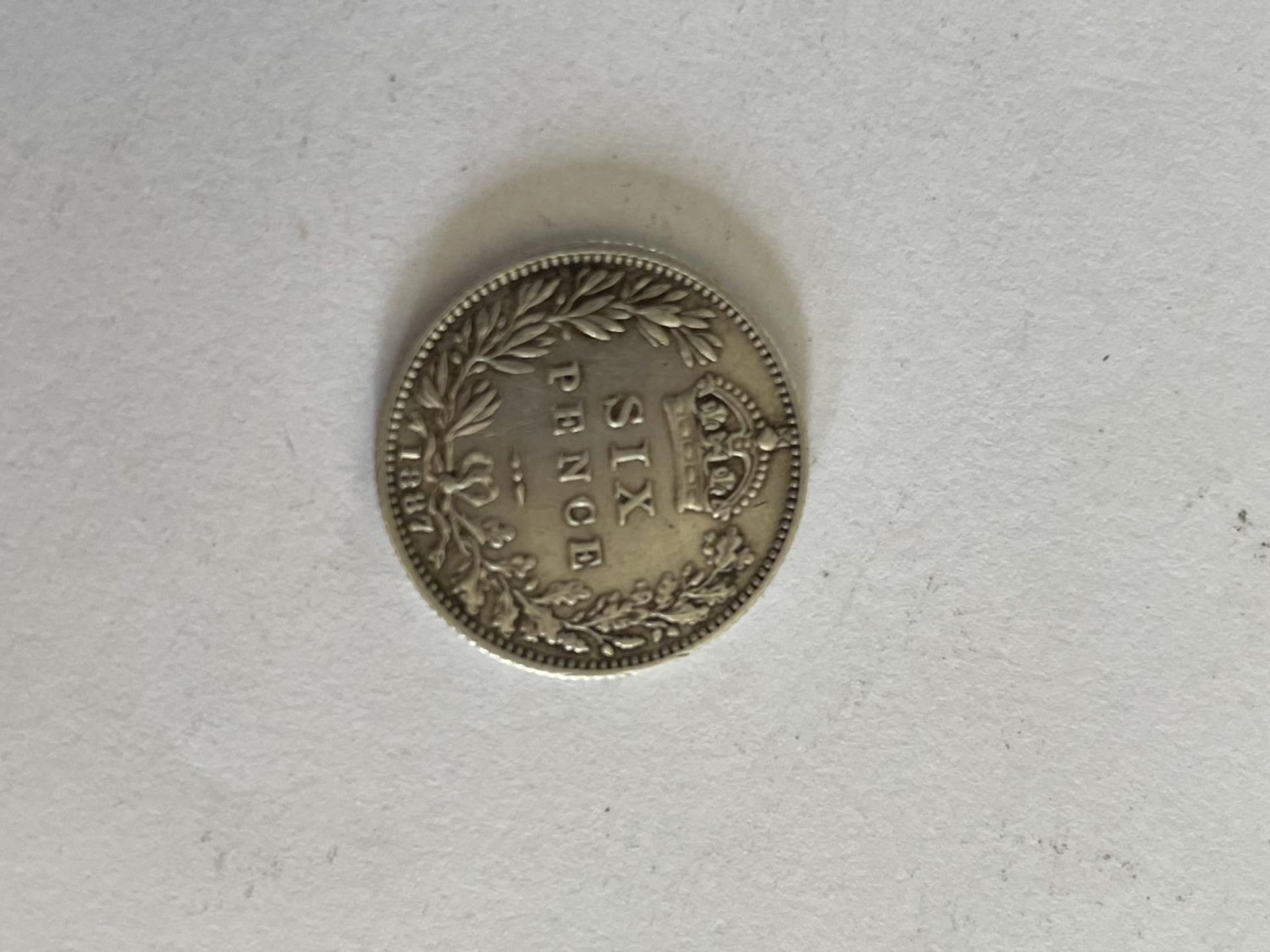 TWO GEORGE V SILVER COINS - Image 4 of 4