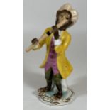 A CONTINENTAL DRESDEN STYLE PORCELAIN MONKEY OBOE / FLUTE PLAYER MUSICIAN FIGURE, HEIGHT 16CM
