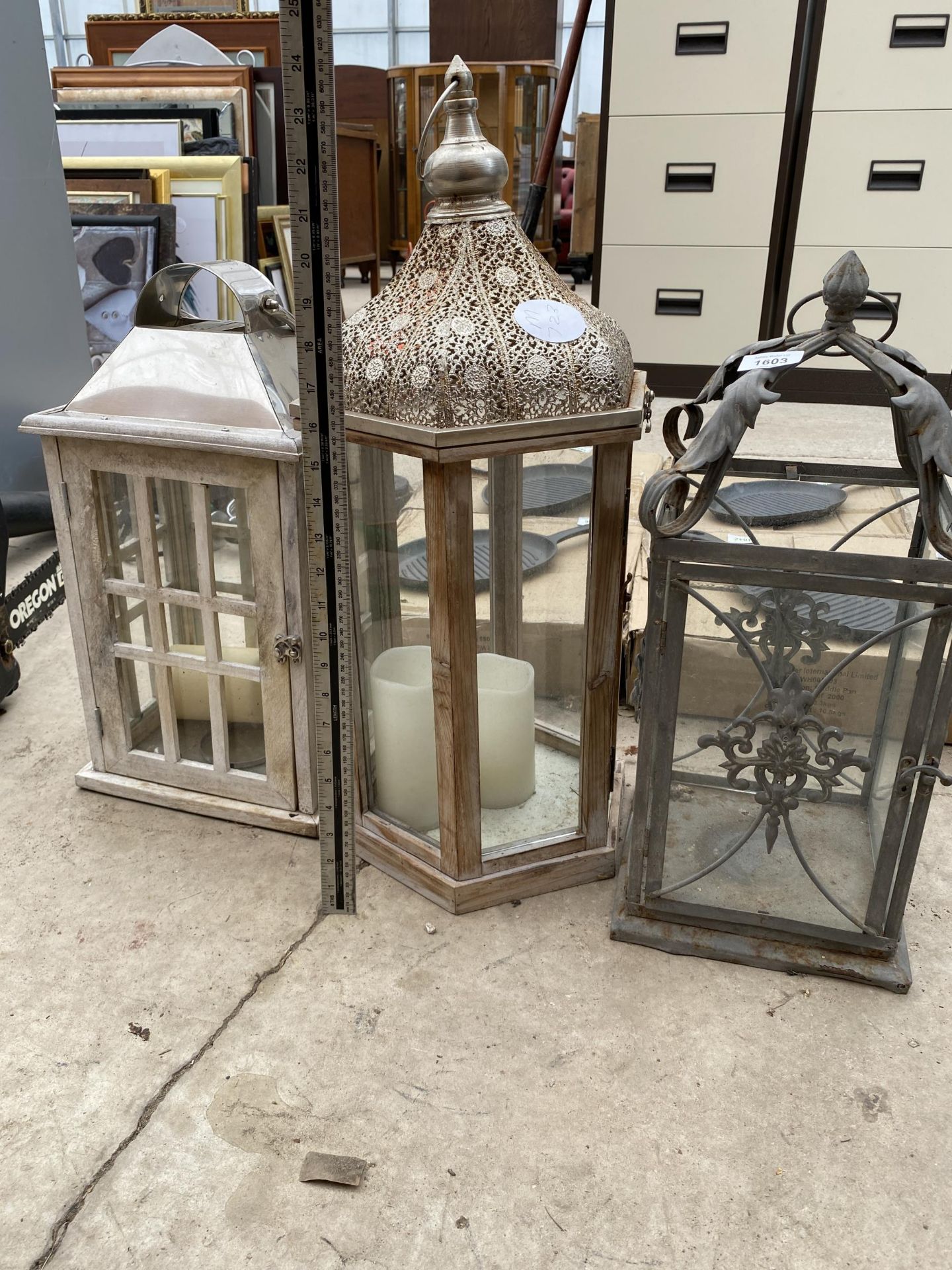 THREE VARIOUS GLASS AND METAL CANDLE LANTERNS - Image 2 of 2