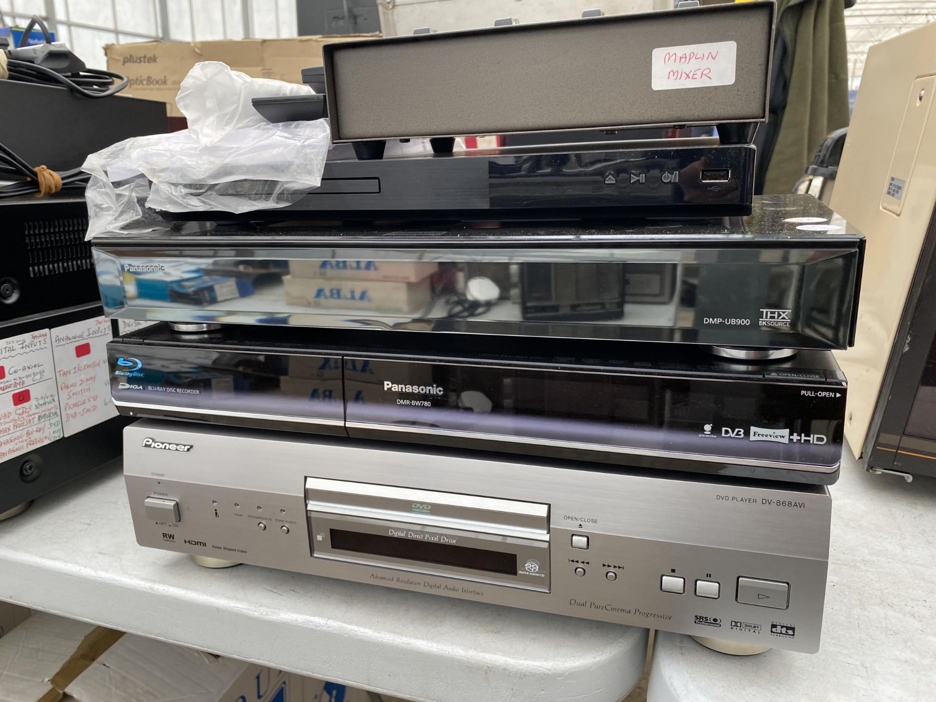 AN ASSORTMENT OF ITEMS TO INCLUDE A PANASONIC DMR-BW780 BLU RAY DVD PLAYER, A PIONEER DVD PLAYER AND - Image 2 of 4