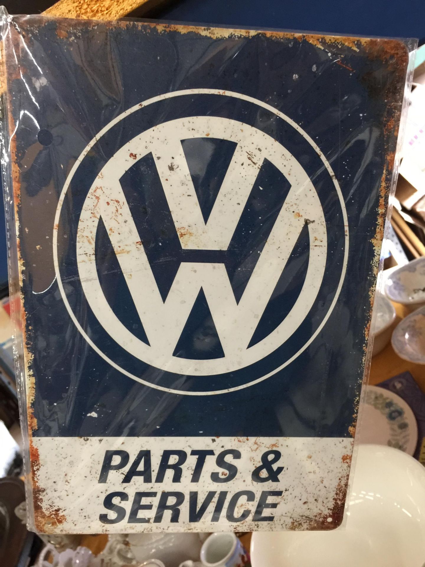 TWO TIN VW SIGNS 20CM X 30CM - Image 2 of 3