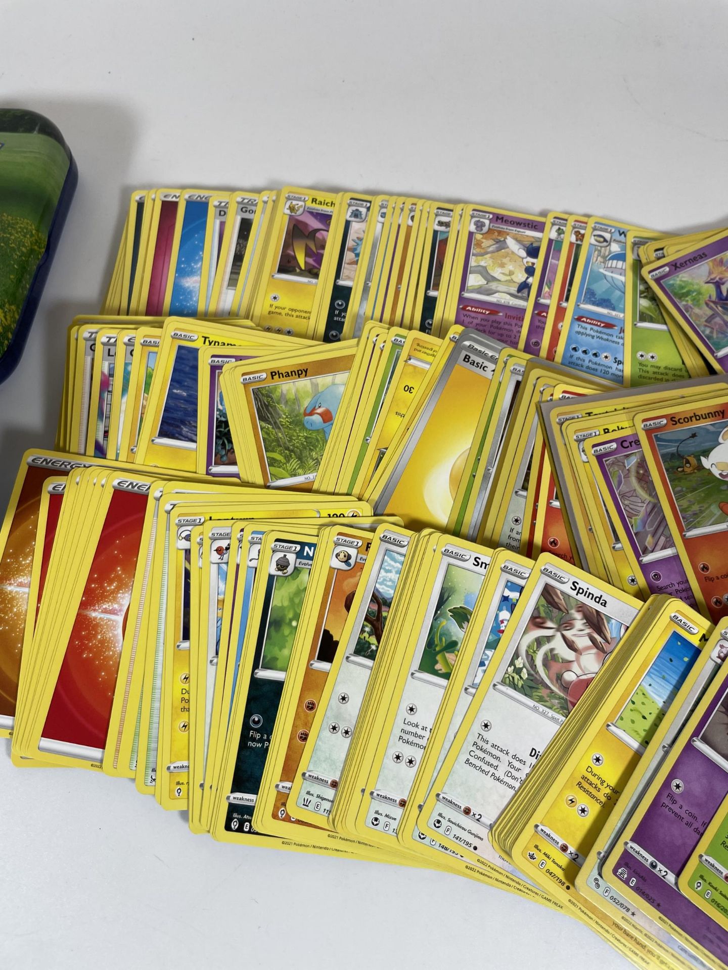 THREE TINS OF ASSORTED POKEMON TRADING CARDS, HOLOS ETC - Image 4 of 5