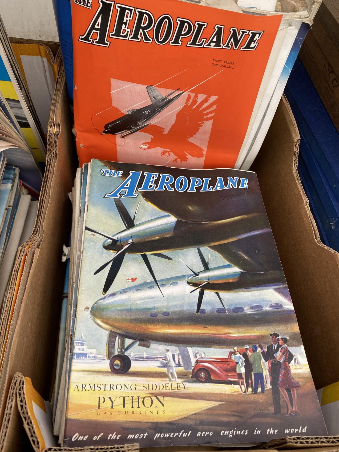 A LARGE ASSORTMENT OF VINTAGE FLIGHT AND AREOPLANE MAGAZINES FROM THE 1940'S AND 1950'S - Bild 3 aus 4