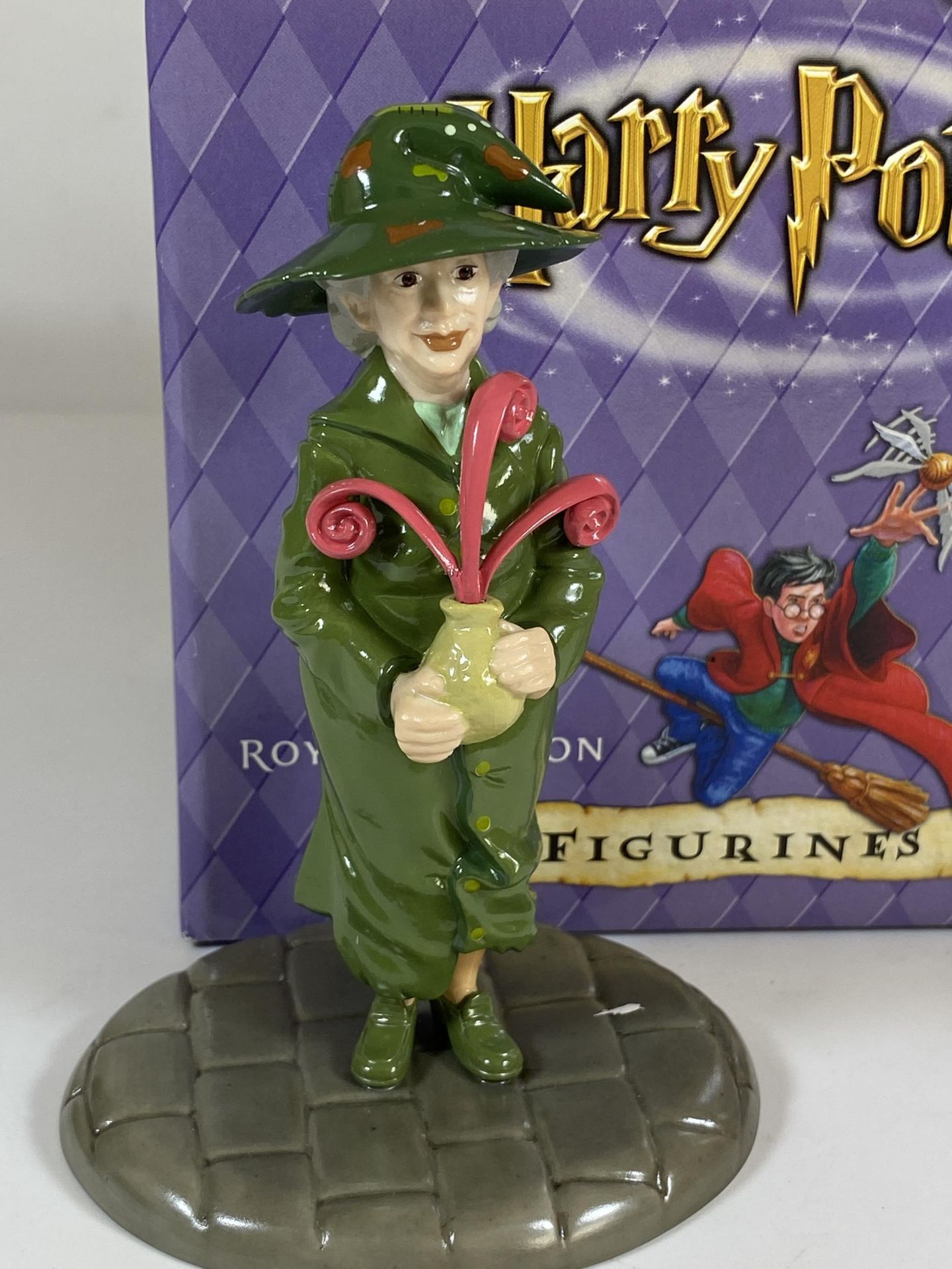 A BOXED ROYAL DOULTON HARRY POTTER PROFESSOR SPROUT HPFIG21 FIGURE WITH CERTIFICATE - Image 2 of 6