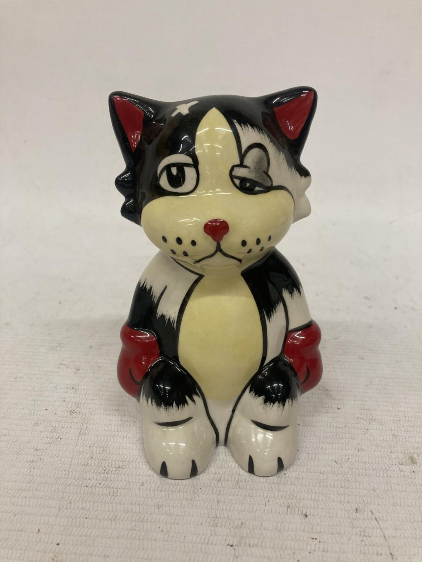 A LORNA BAILEY " ALI BOXER" CAT HANDPAINTED AND SIGNED
