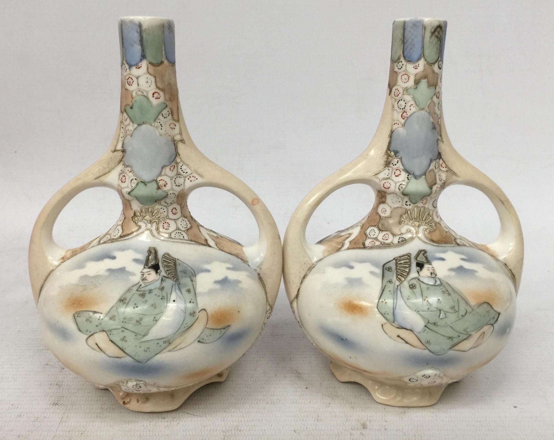 A PAIR OF VINTAGE NIPPON JAPANESE STYLE VASES