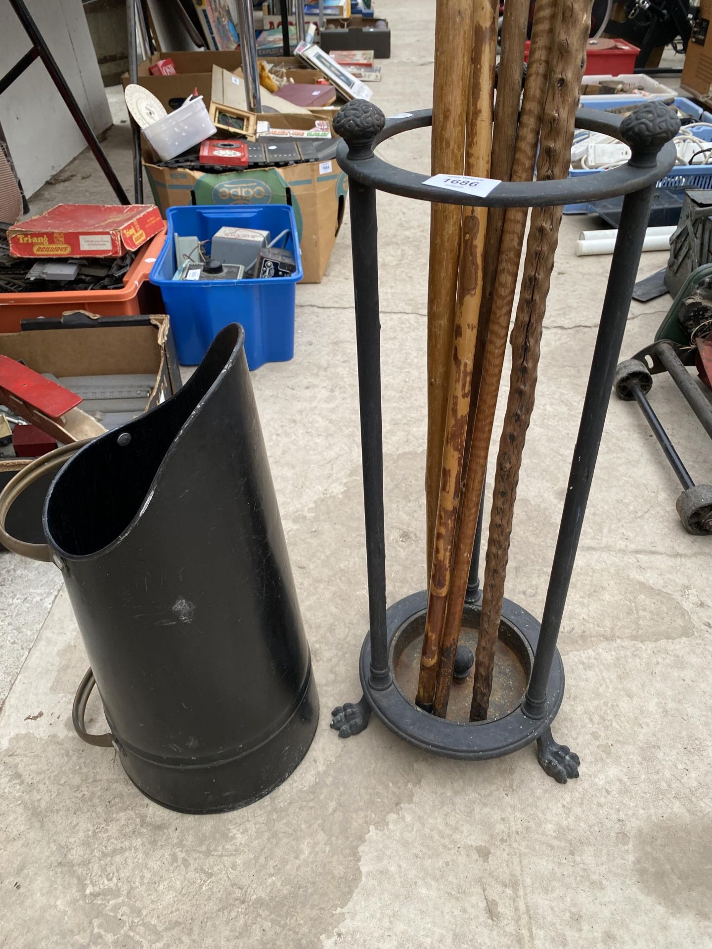 A VINTAGE STICK STAND WITH LION PAW FEET, AN ASSORTMENT OF WALKING STICKS AND A COAL SKUTTLE ETC - Image 2 of 5