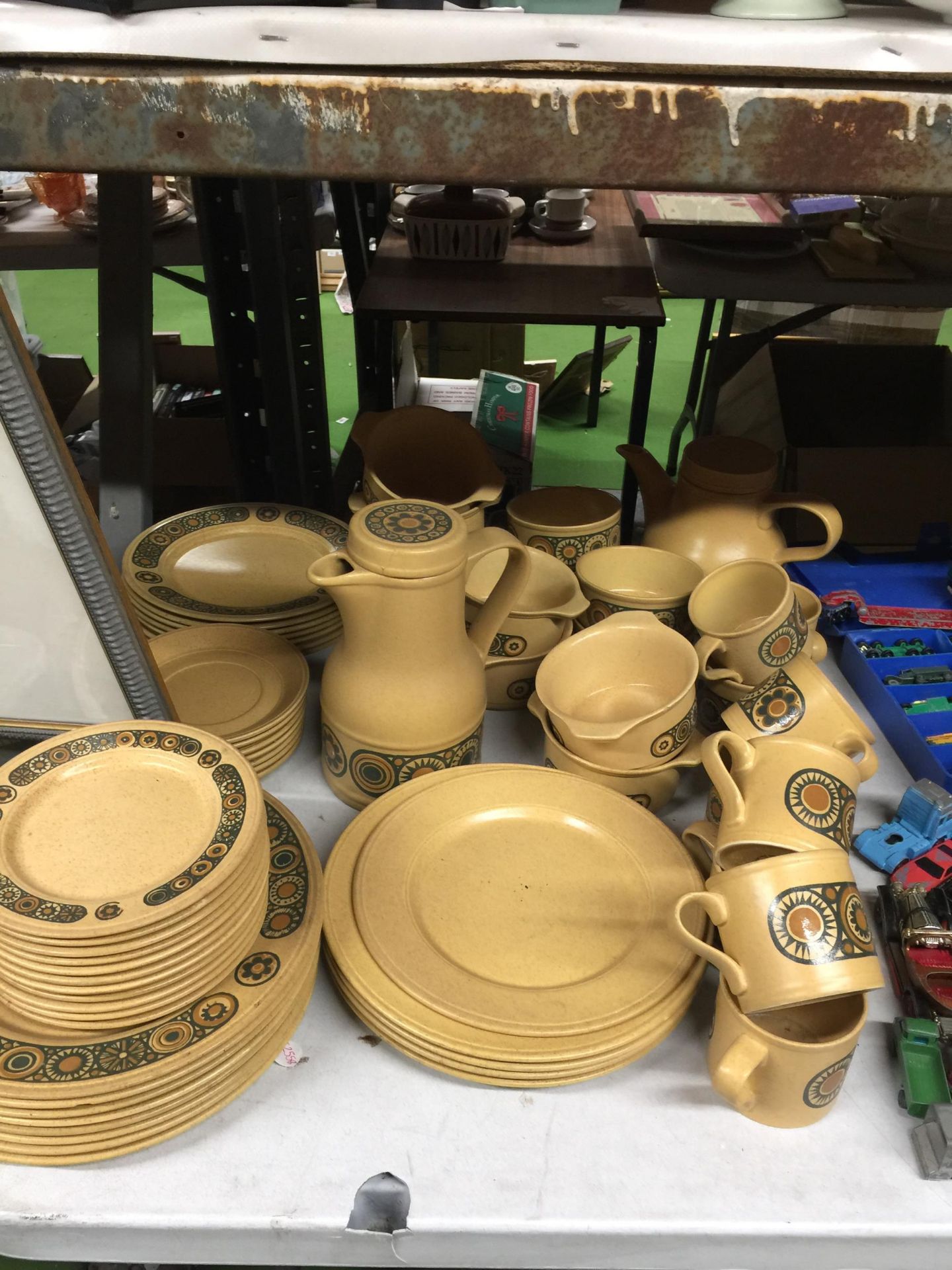 A RETRO KILN CRAFT PART TEA SET