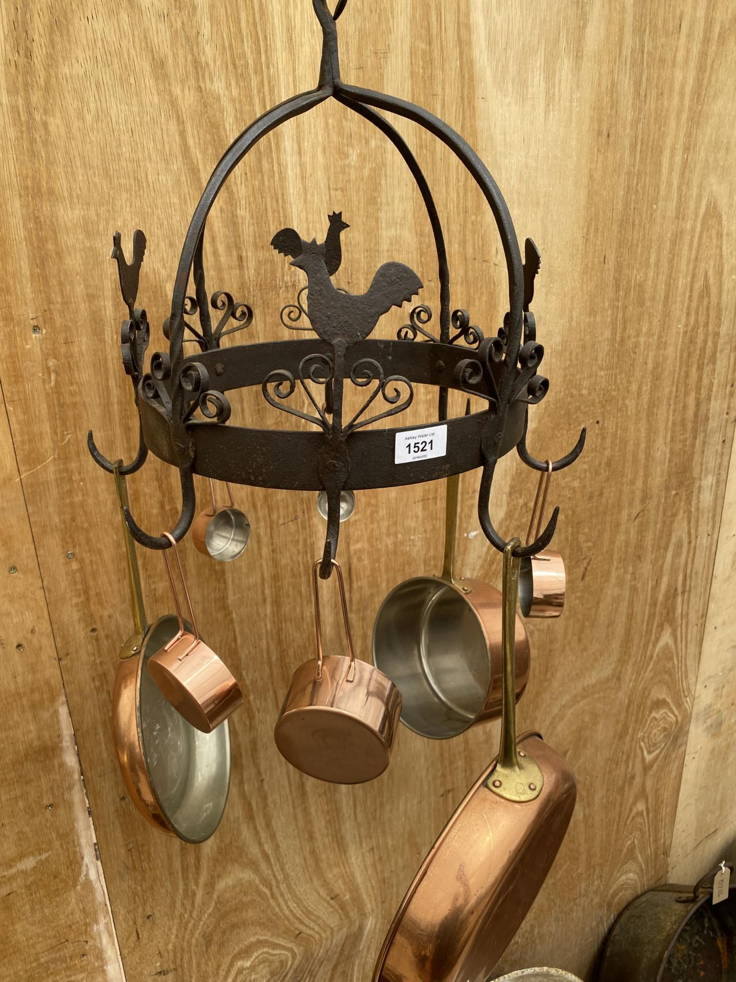A VINTAGE BLACKSMITH MADE WROUGHT IRON POT HANGER WITH COPPER PANS AND SAUCE POTS (WALL BRACKET - Image 2 of 5
