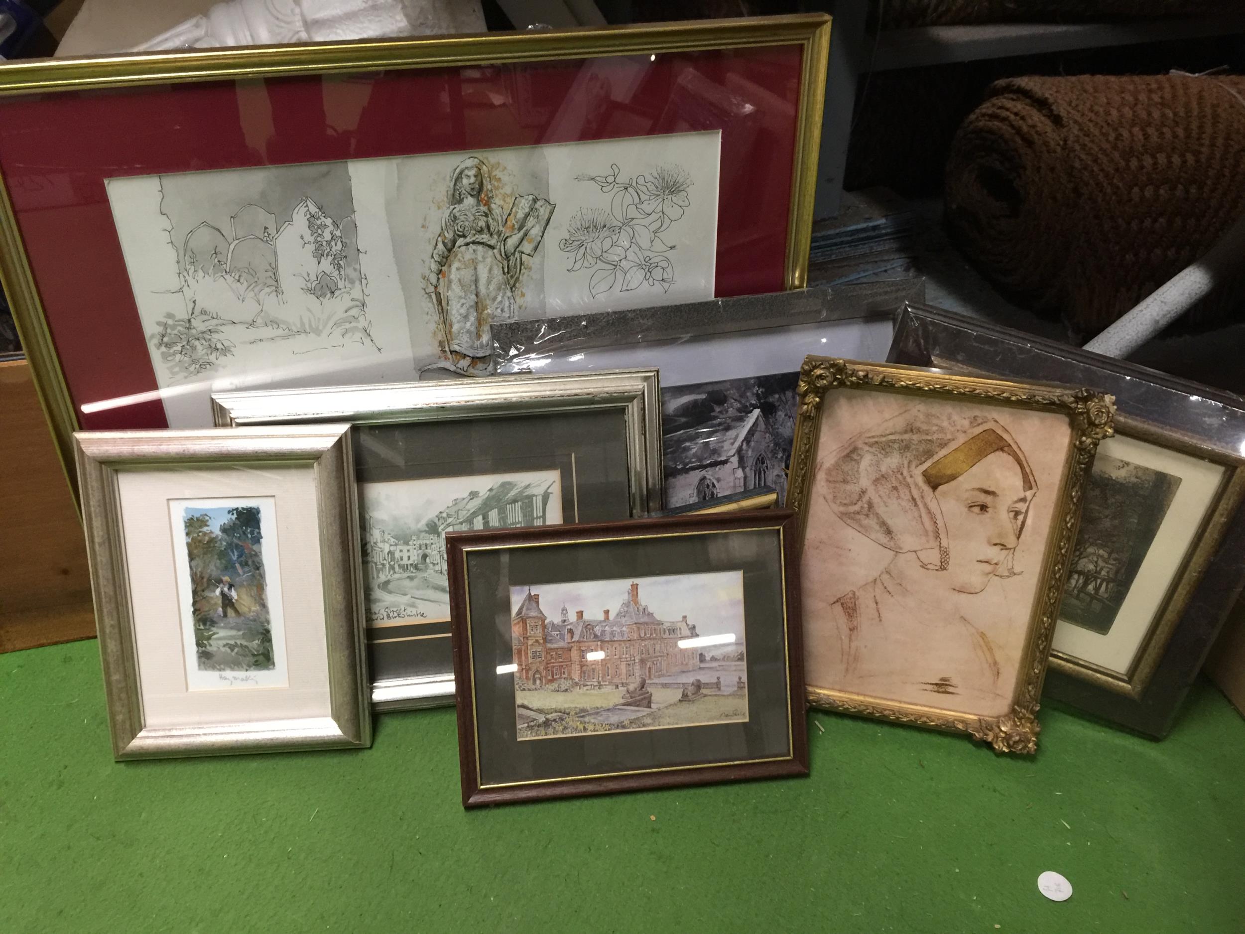 A GROUP OF FRAMED PRINTS, GILT PORTRAIT PRINT ETC