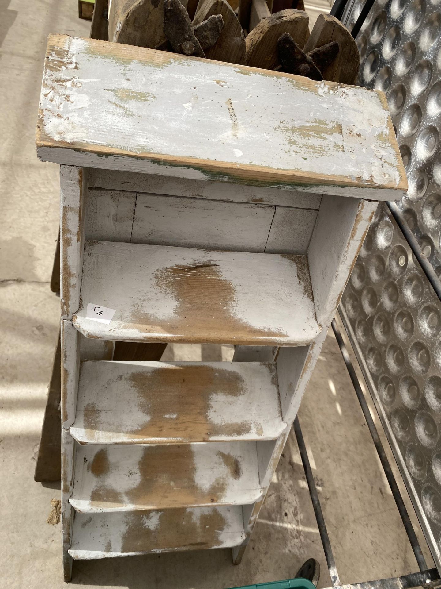 A VINTAGE WOODEN FOUR RUNG STEP LADDER AND TWO FOLDING WOODEN STANDS - Image 2 of 3