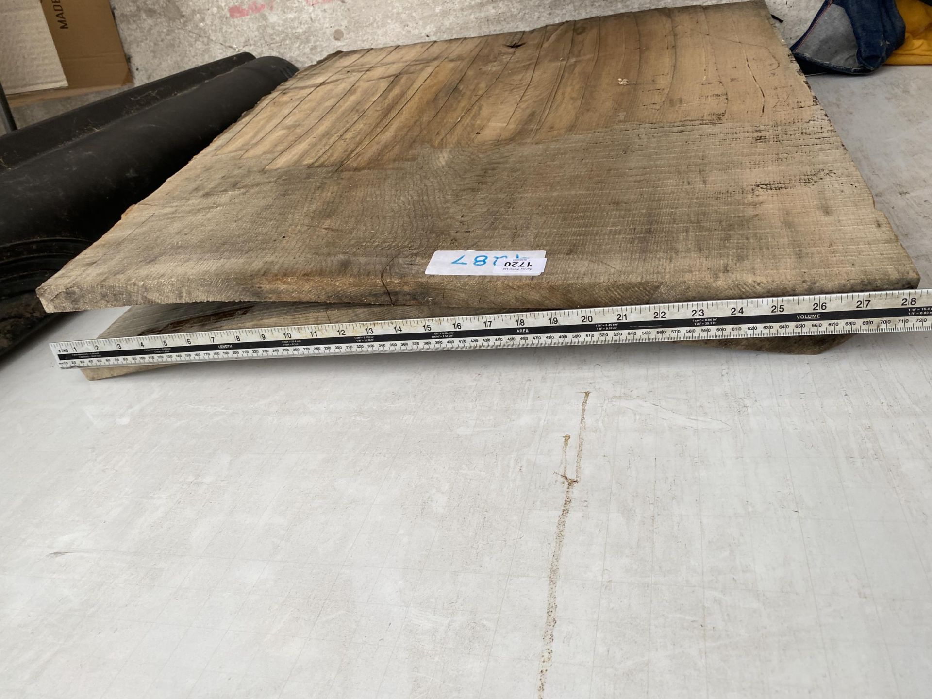 TWO PLANKERS OF DRIED SEEDER WOOD - Bild 4 aus 4