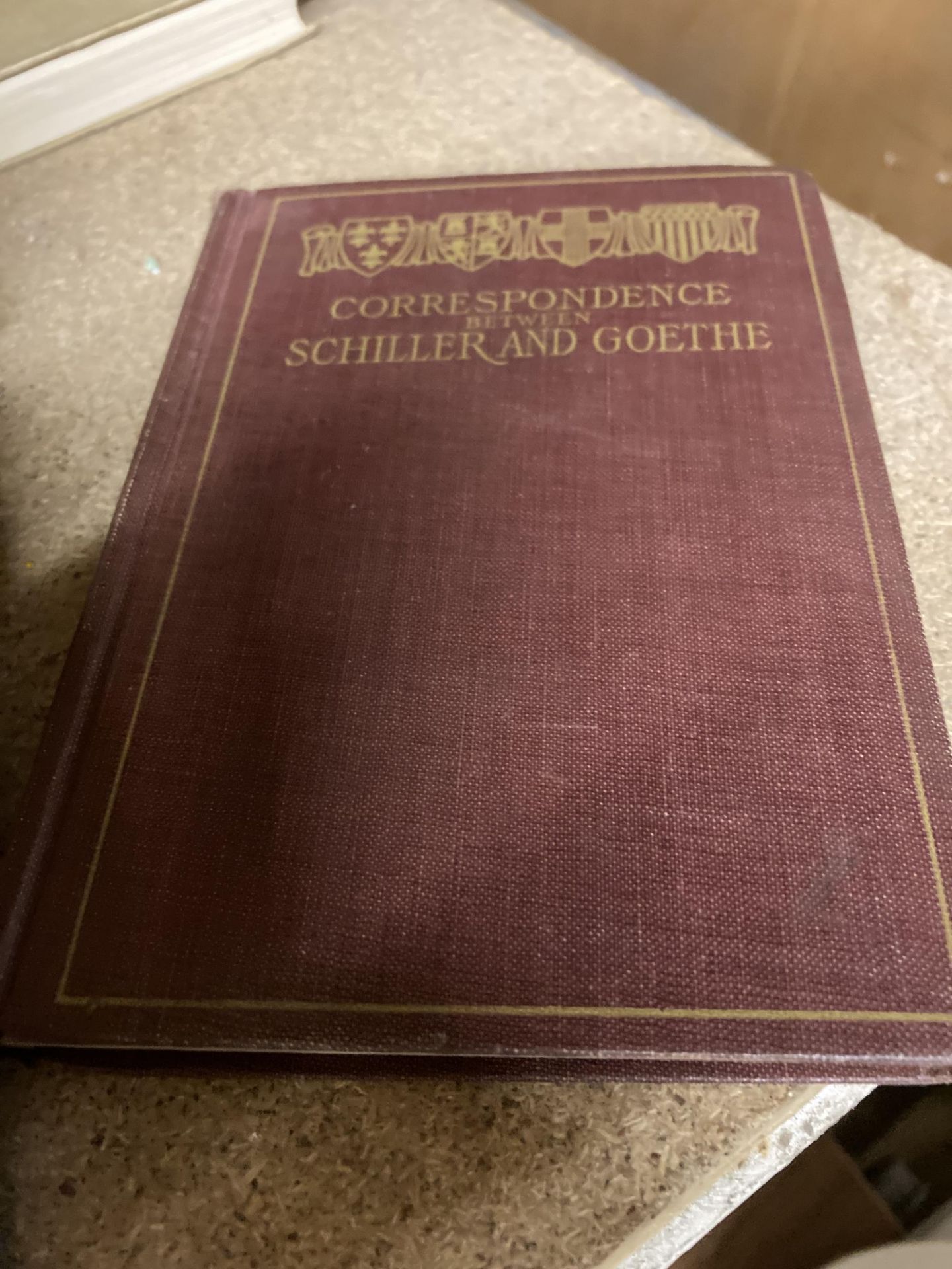 A SMALL QUANTITY OF BOOKS TO INCLUDE GOTTFRIED KELLER WERKE, AN ANTHOLOGY OF GERMAN POETRY BY JETHRO - Bild 3 aus 6