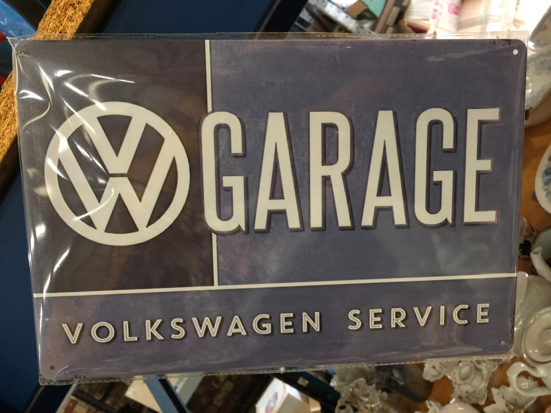 TWO TIN VW SIGNS 20CM X 30CM - Image 3 of 3