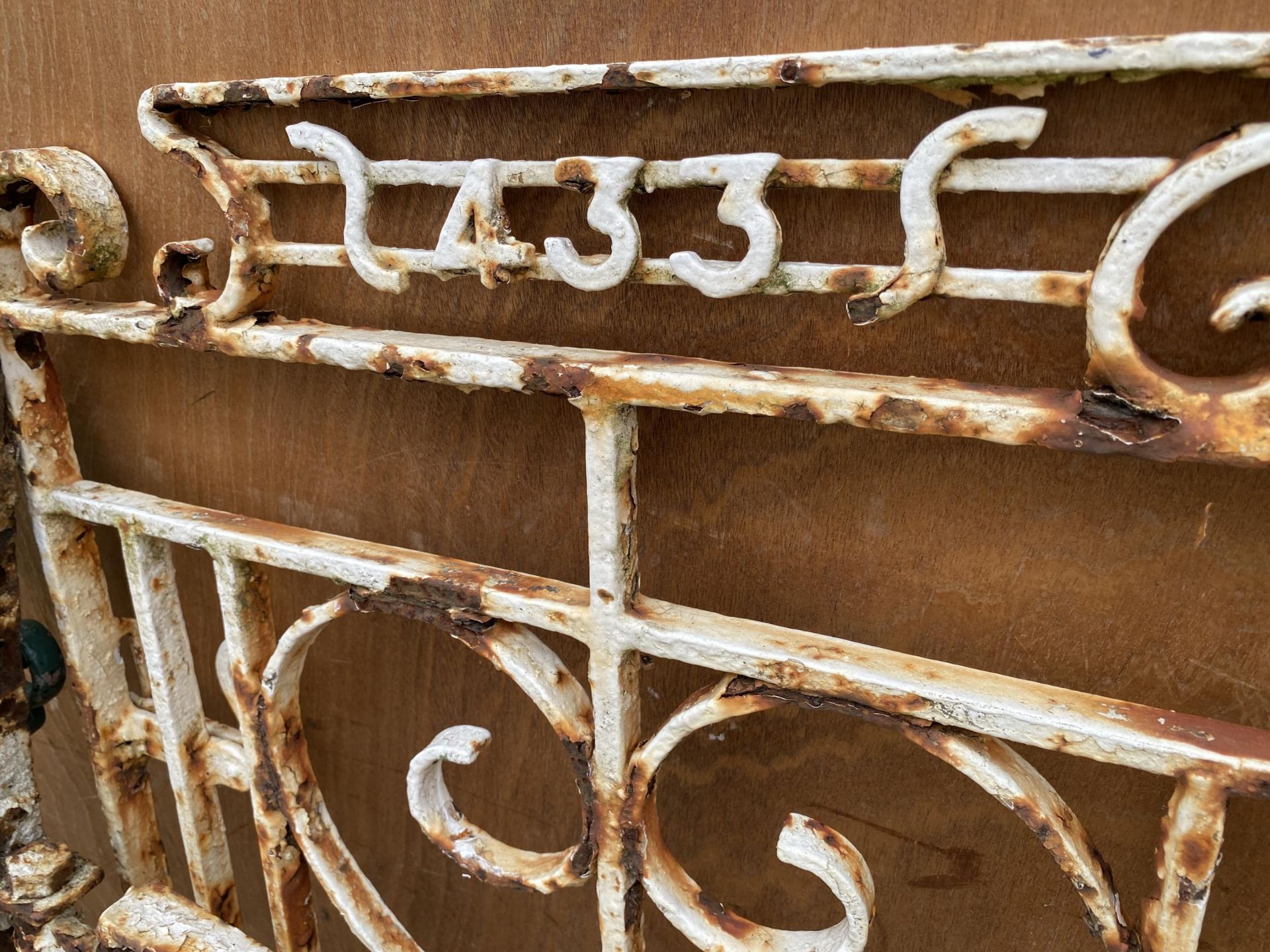 THREE VARIOUS VINTAGE WROUGHT IRON GARDEN GATES - Image 6 of 6