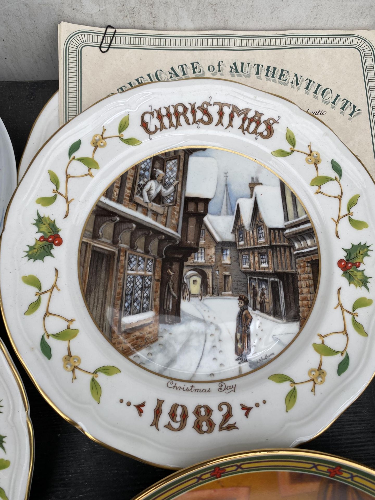 AN ASSORTMENT OF COLLECTORS PLATES WITH CERTIFICATES OF AUTHENTICITY - Image 8 of 8