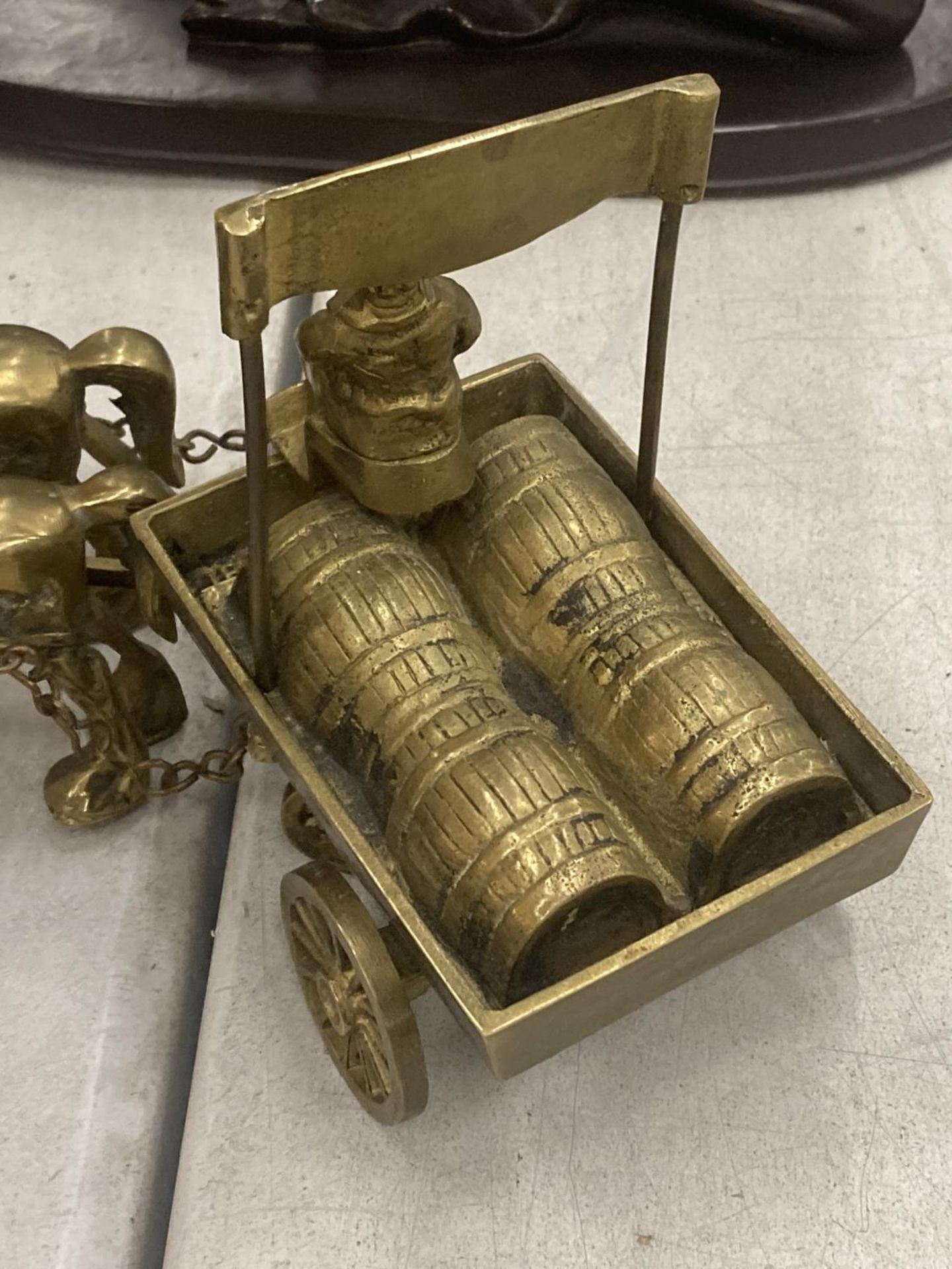 A HEAVY BRASS MODEL OF SHIRE HORSES PULLING A DRAY - Image 4 of 4