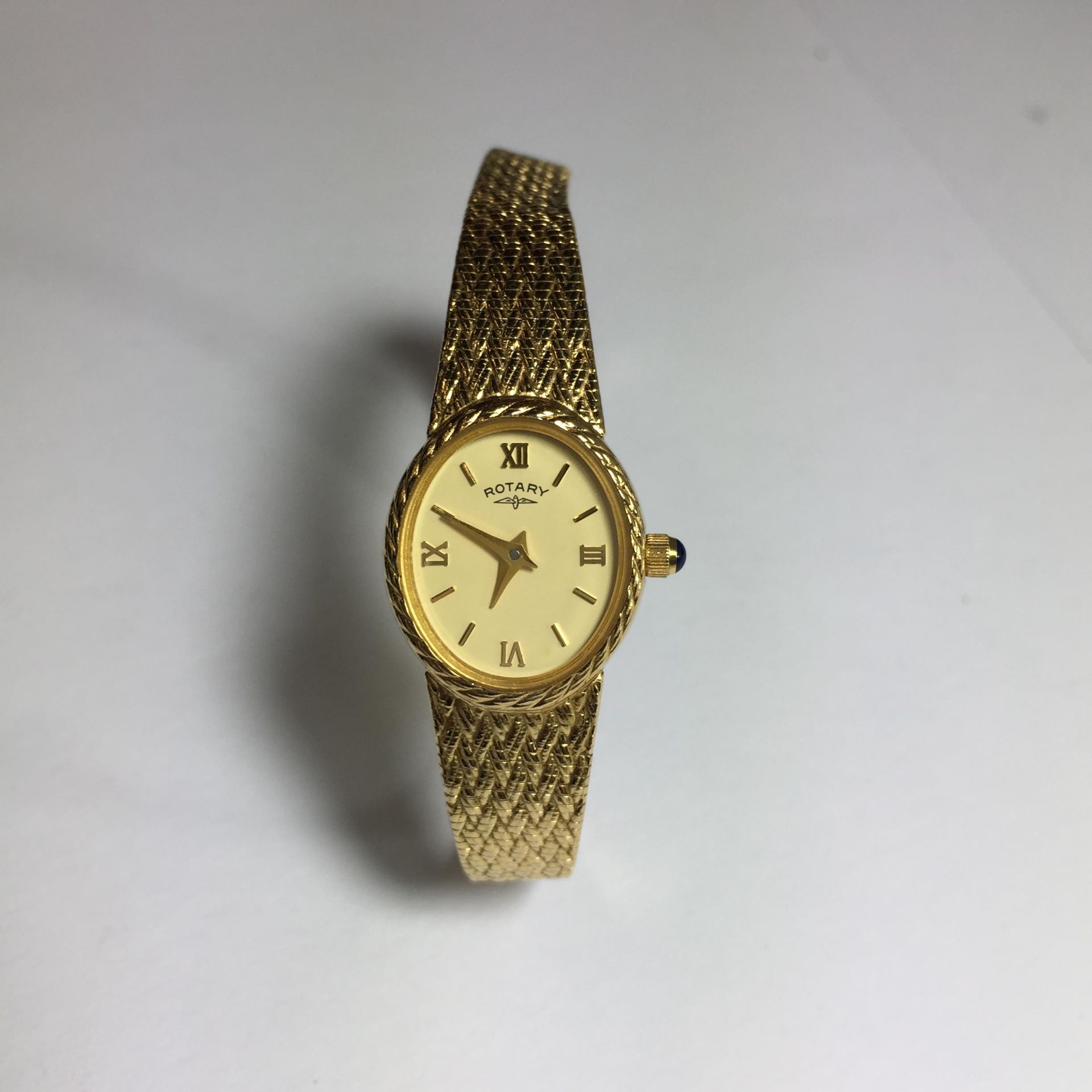 A LADIES GOLD PLATED SLIM DRESS WATCH - Image 2 of 3