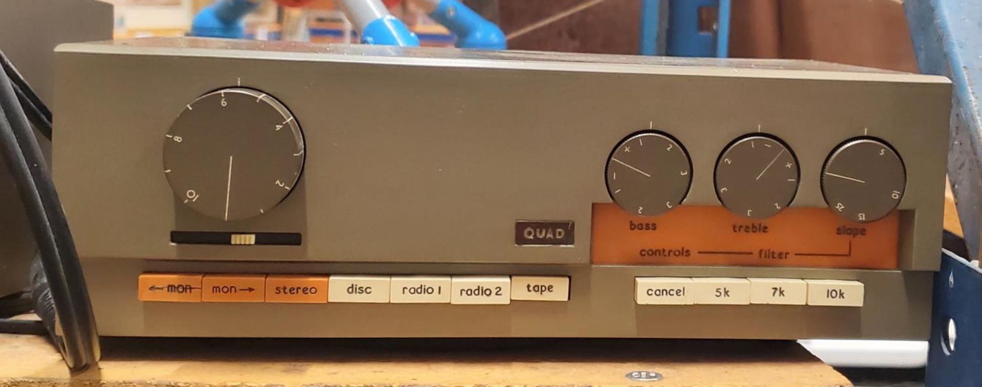 A QUAD 33 RADIO SYSTEM AND A QUAD 405 SPEAKER