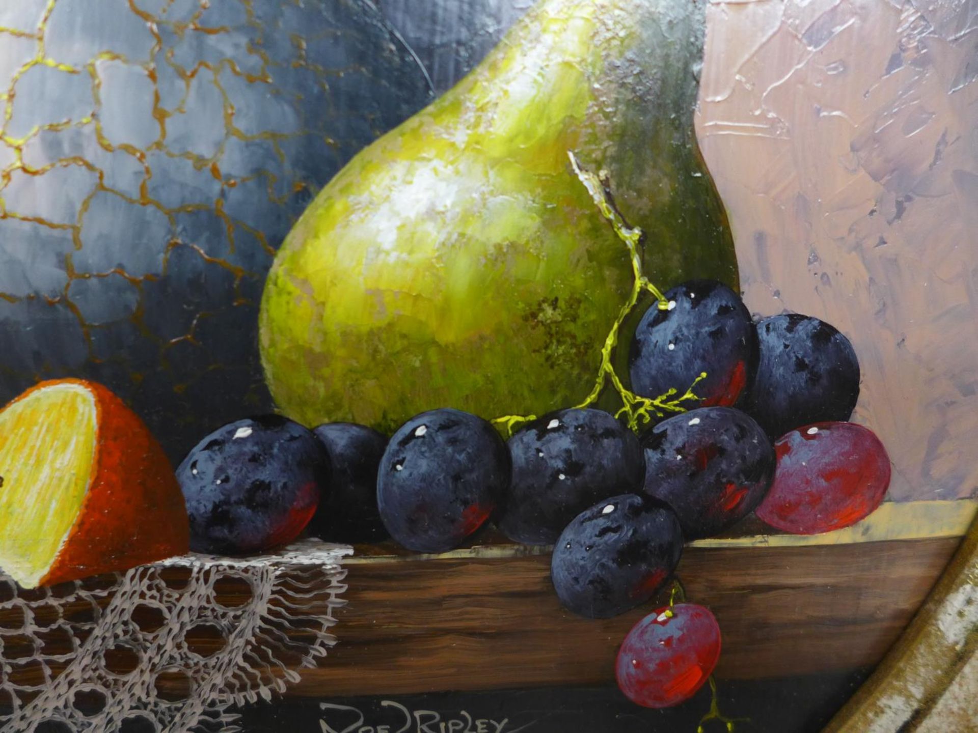 NOEL RIPLEY (BRITISH BORN 1944), STILL LIFE OF FRUIT, OVAL, OIL ON BOARD, SIGNED, 25X20, IN SWEPT - Bild 3 aus 4