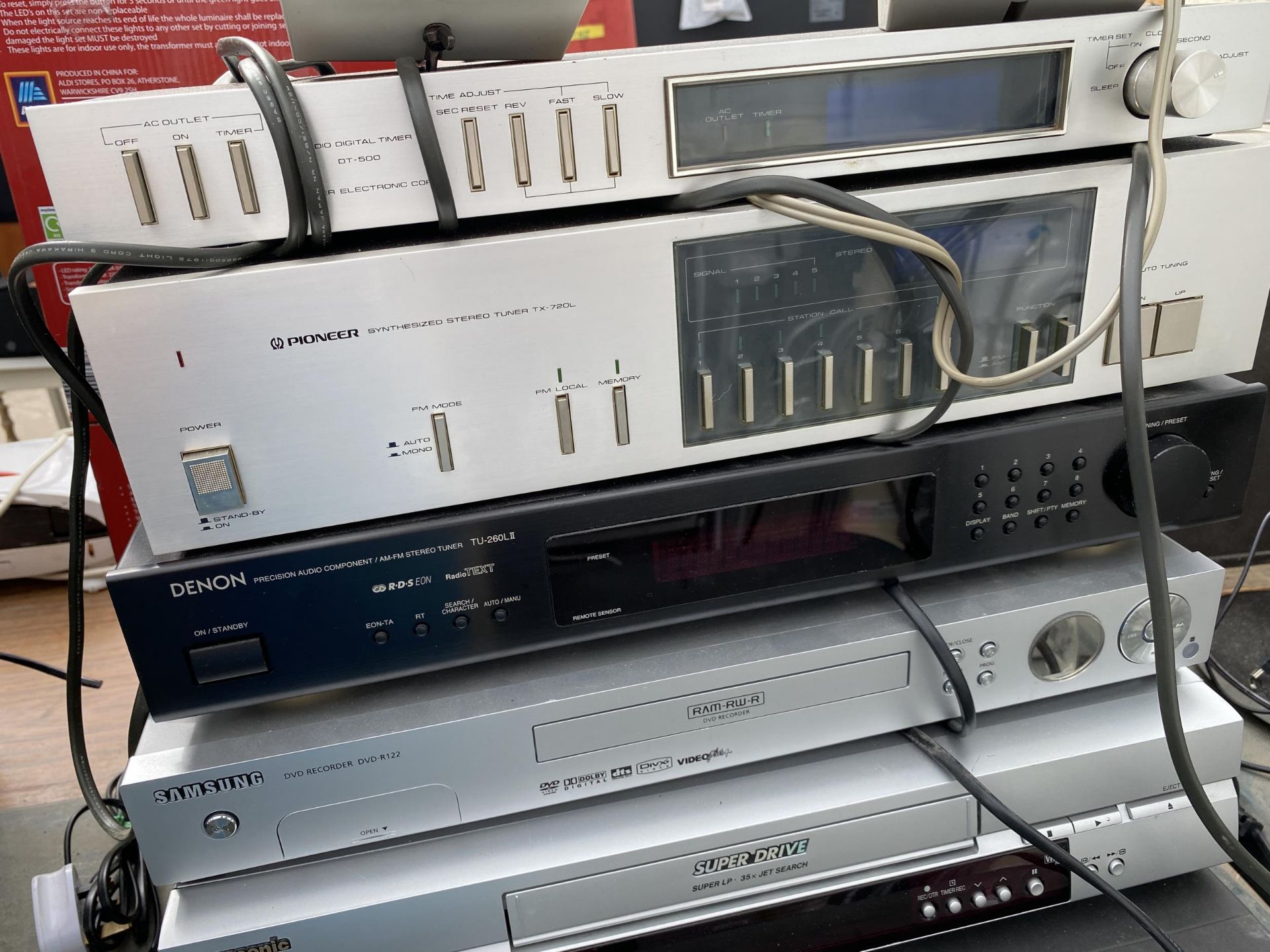 A COLLECTION OF DVD PLAYERS AND SPEAKERS INCLUDING YAMAHA, SAMSUNG, DENON ETC - Image 2 of 2