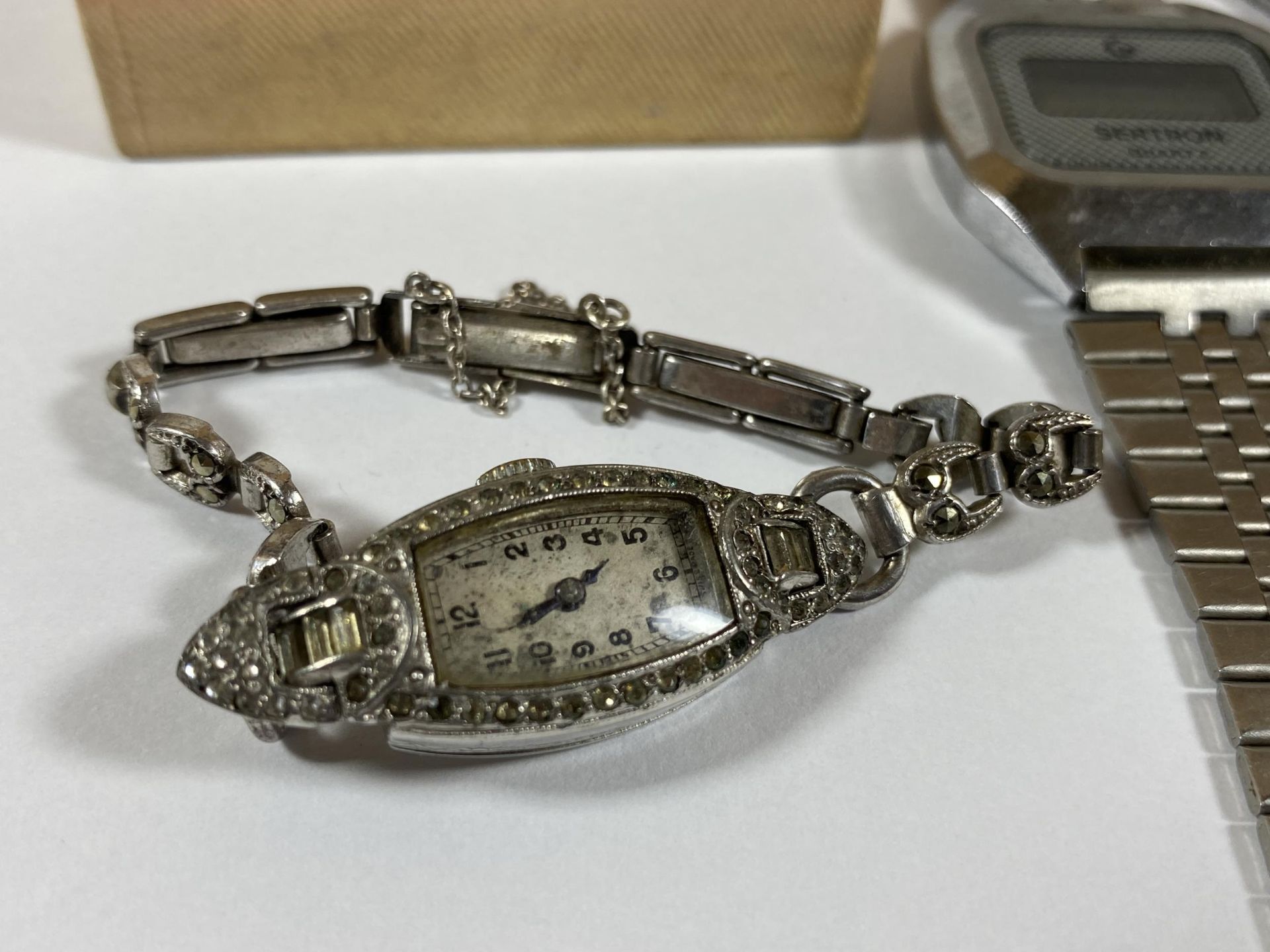 A MIXED LOT OF ASSORTED WATCHES, AVIA, ART DECO MARCASITE EXAMPLES ETC - Image 2 of 7