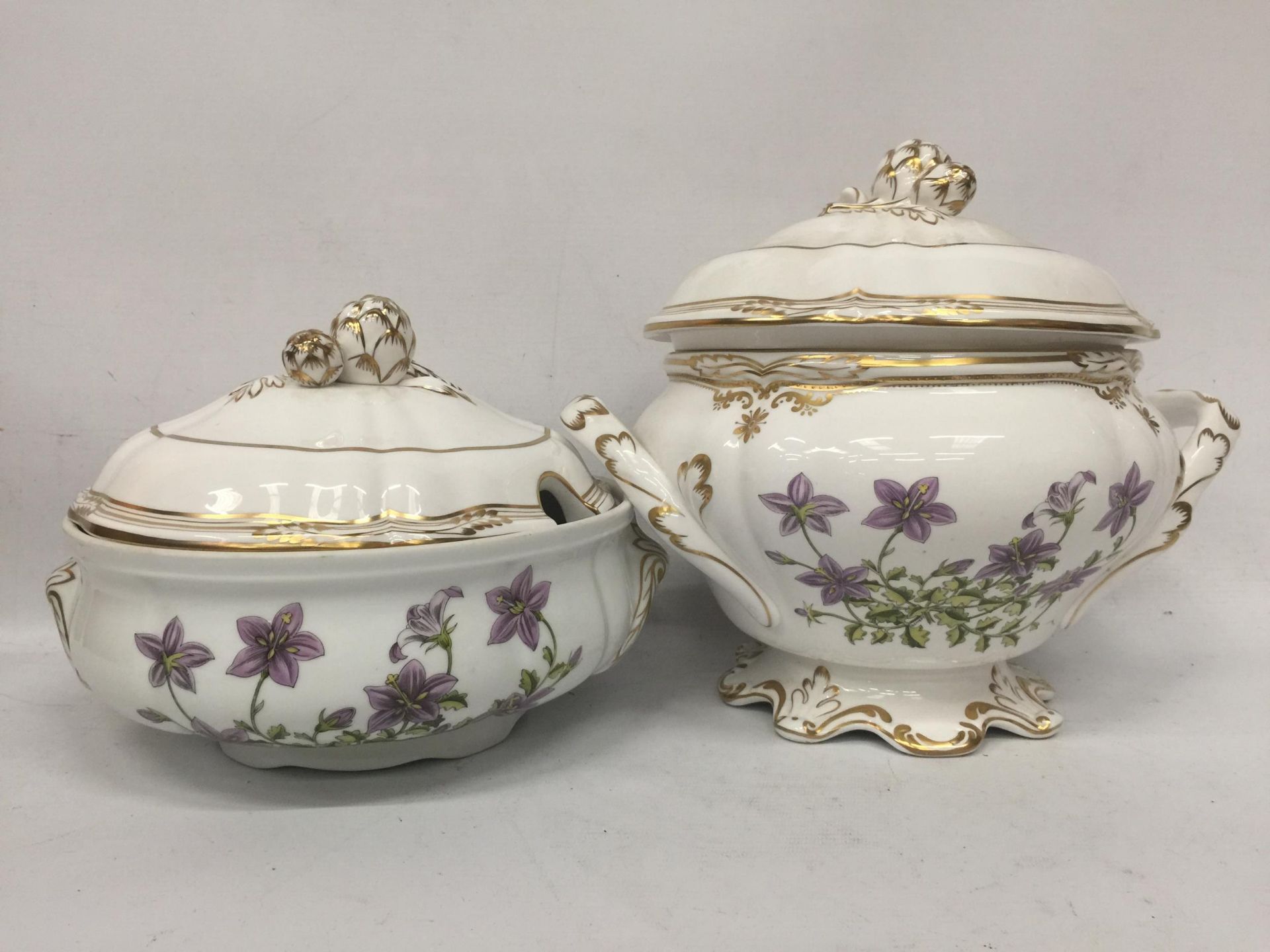 A COLLECTION OF SPODE CANTERBURY AND STAFFORD DLOWERS DINNER SERVICE ITEMS - Image 5 of 8