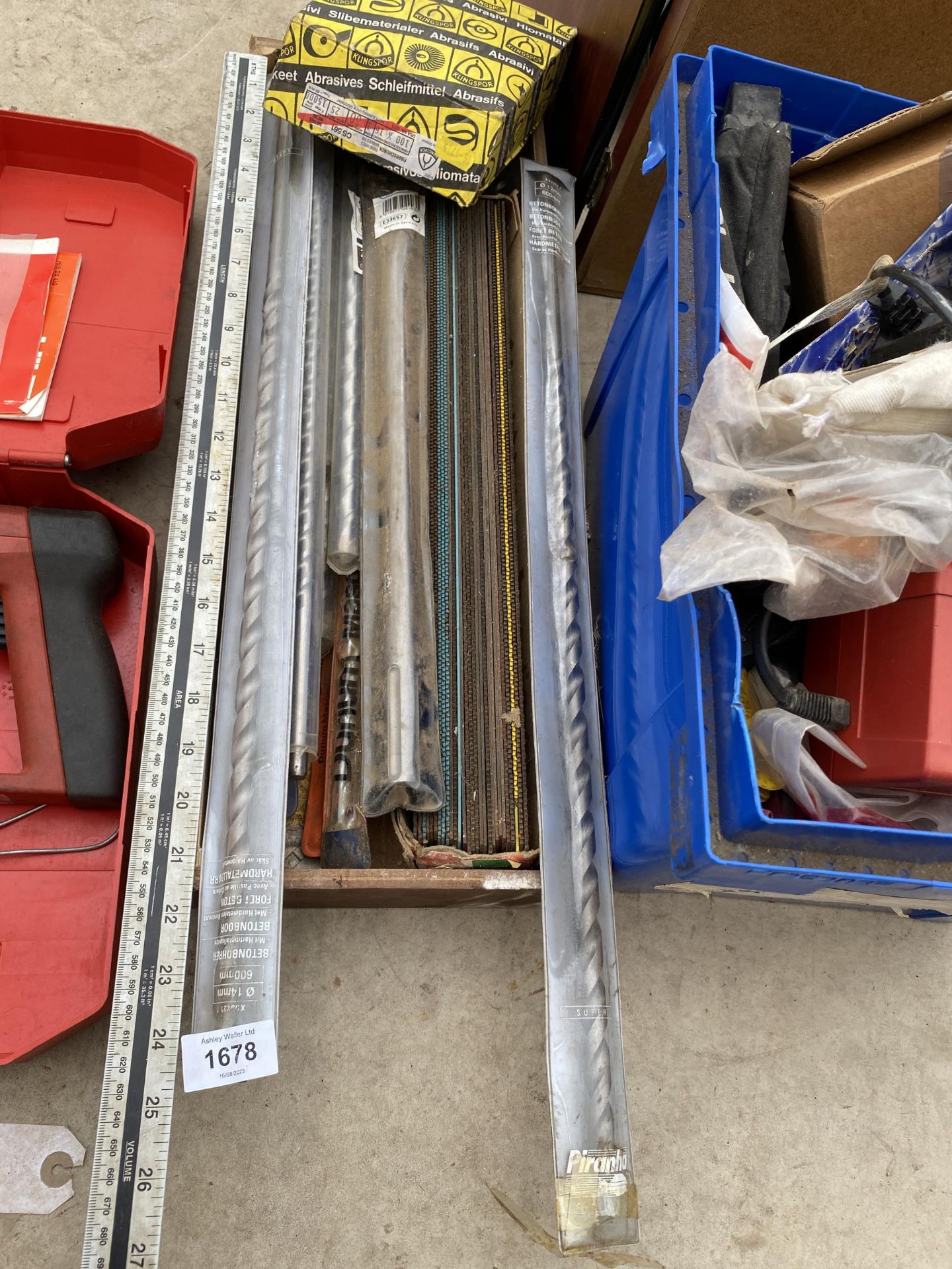 A GROUP OF HEAVY DUTY LONG DRILL BITS, BLADES ETC