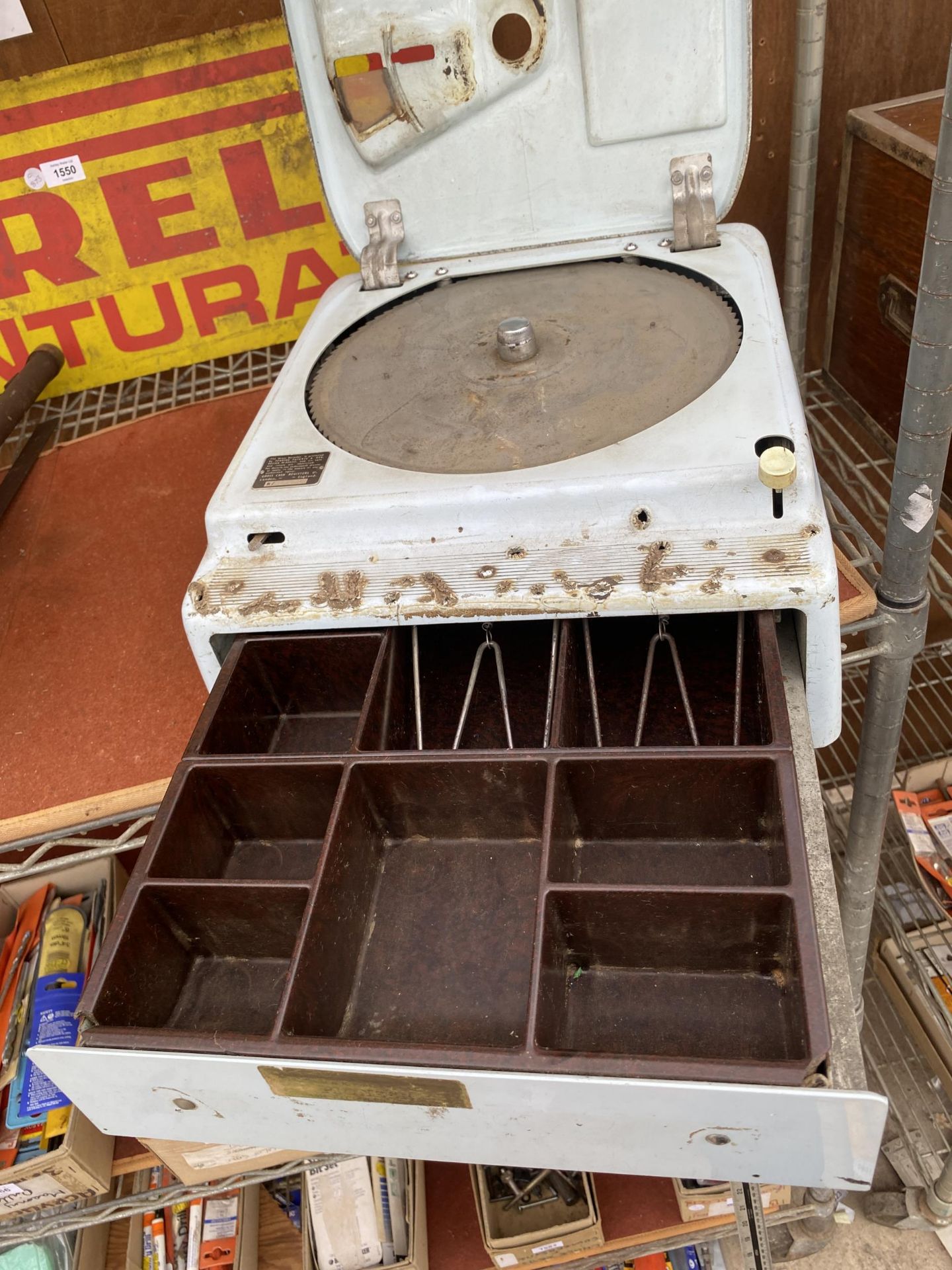 A VINTAGE METAL GROSS CASH REGISTER - Bild 4 aus 4