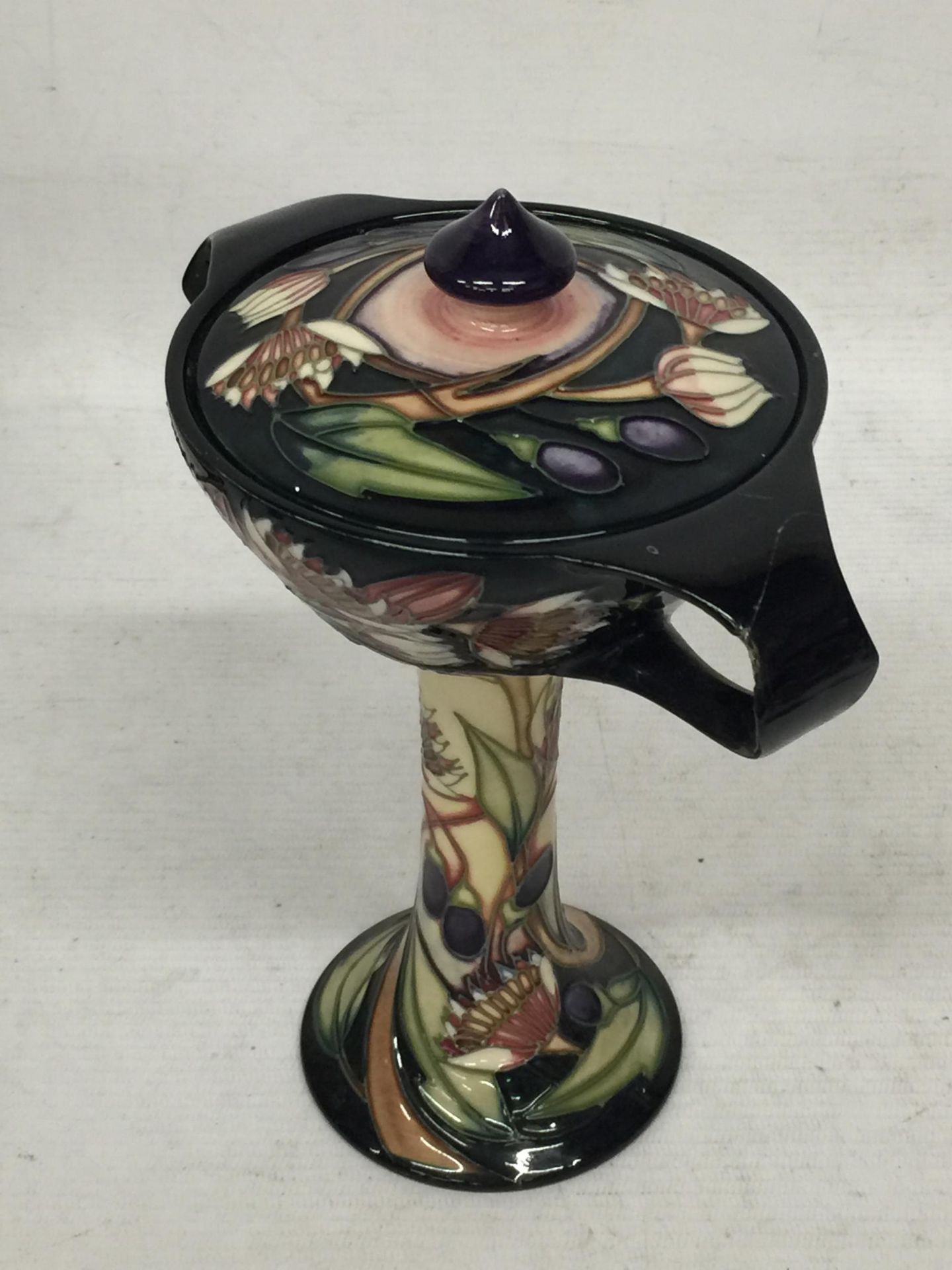 A MOORCROFT POTTERY FLORAL BONBONIERE, DATED 2003 (HANDLE A/F) - Image 3 of 6