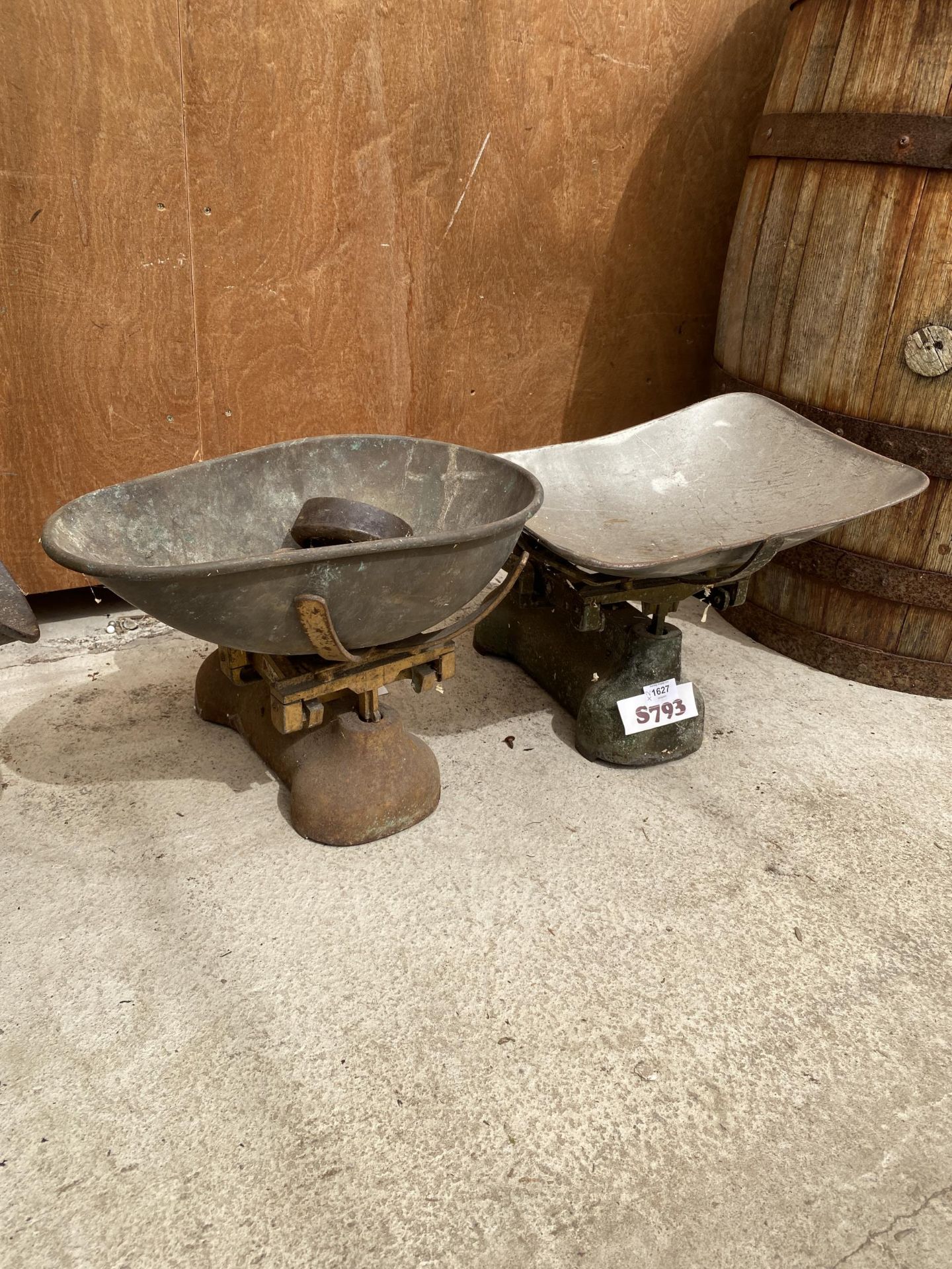 TWO SETS OF VINTAGE WEIGHING SCALES