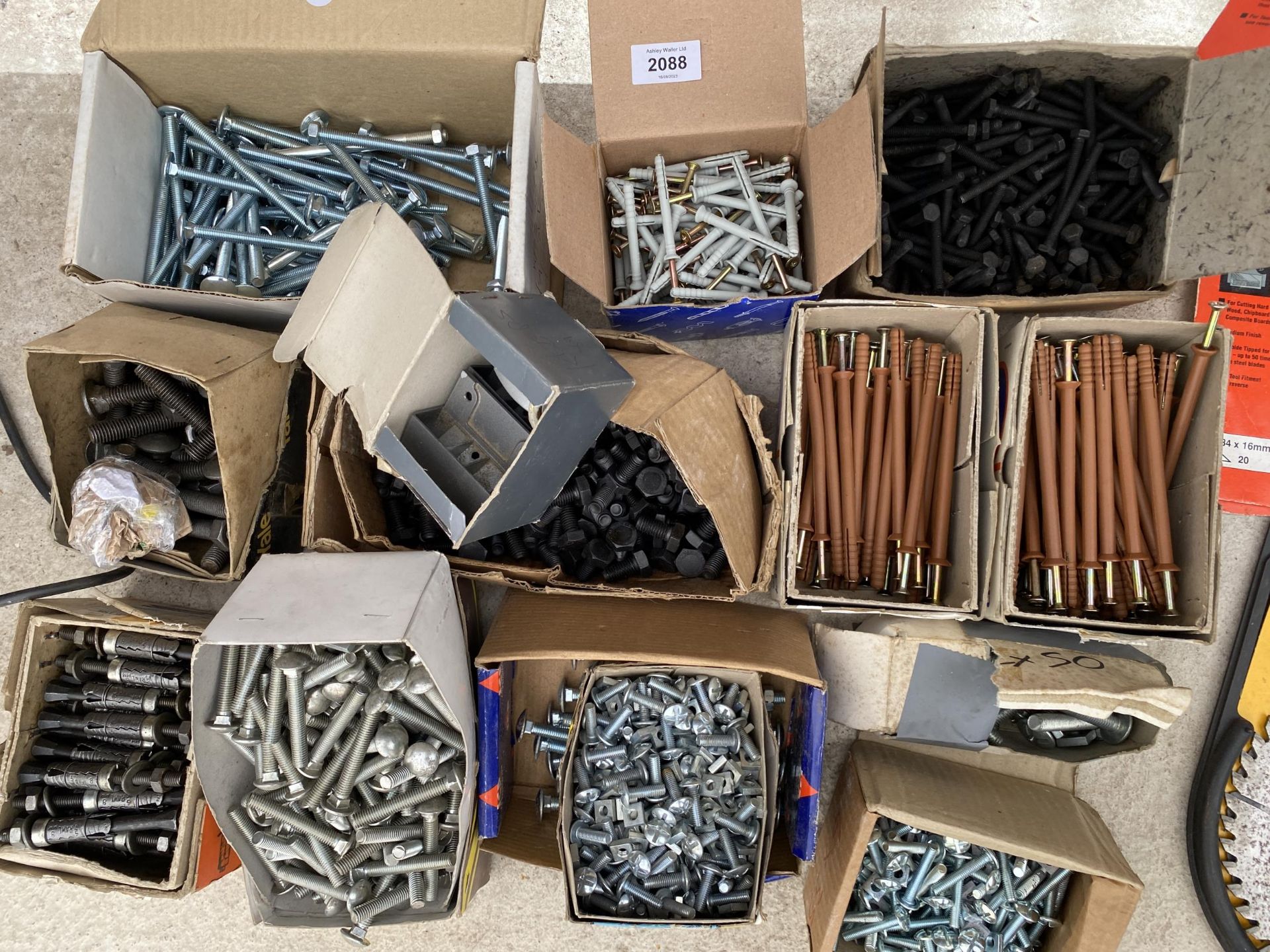 THIRTEEN BOXES OF AS NEW WALL FIXINGS, NUTS AND BOLTS, ETC - Image 2 of 2