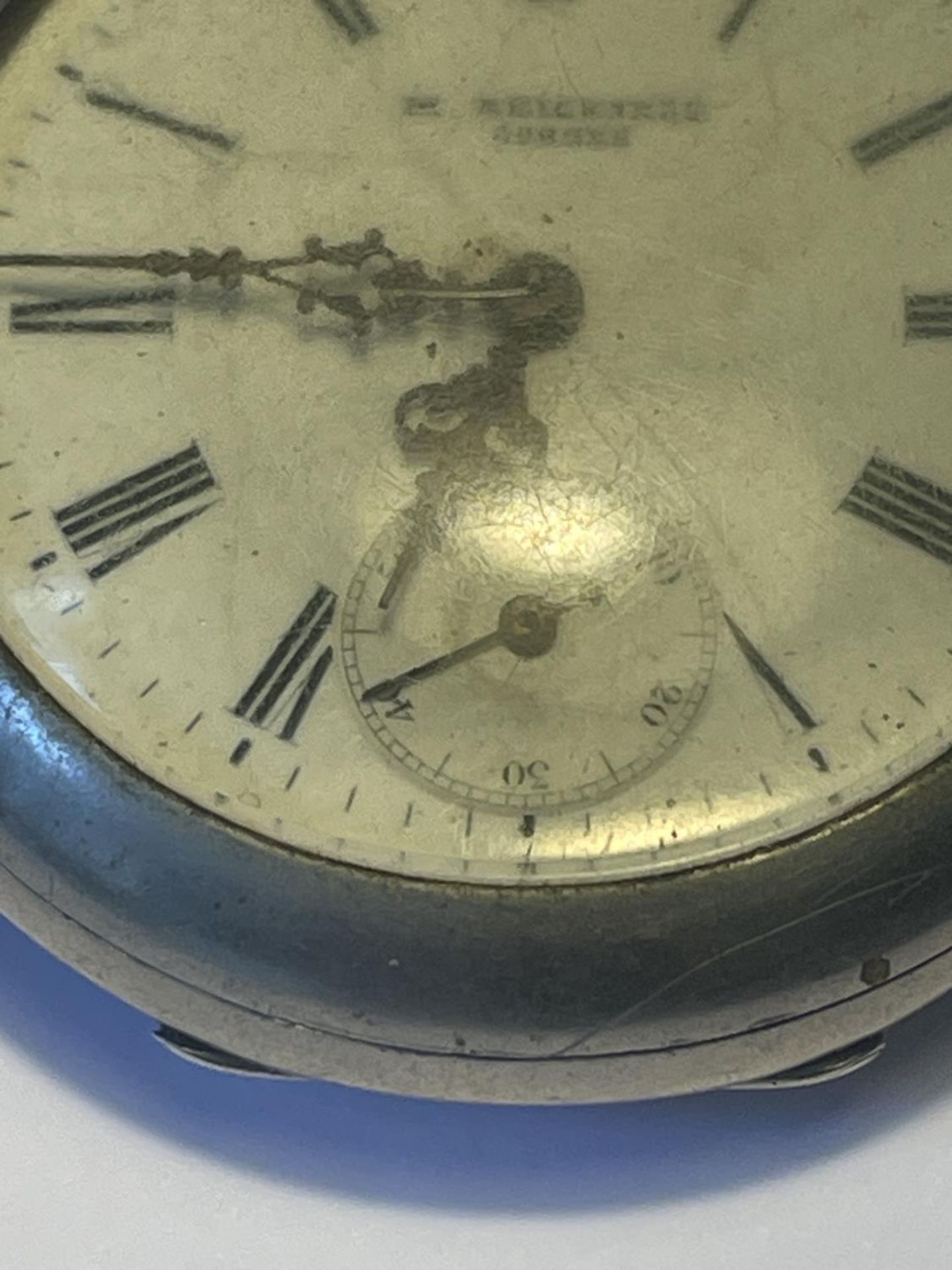 A VINTAGE POCKET WATCH - Image 3 of 6