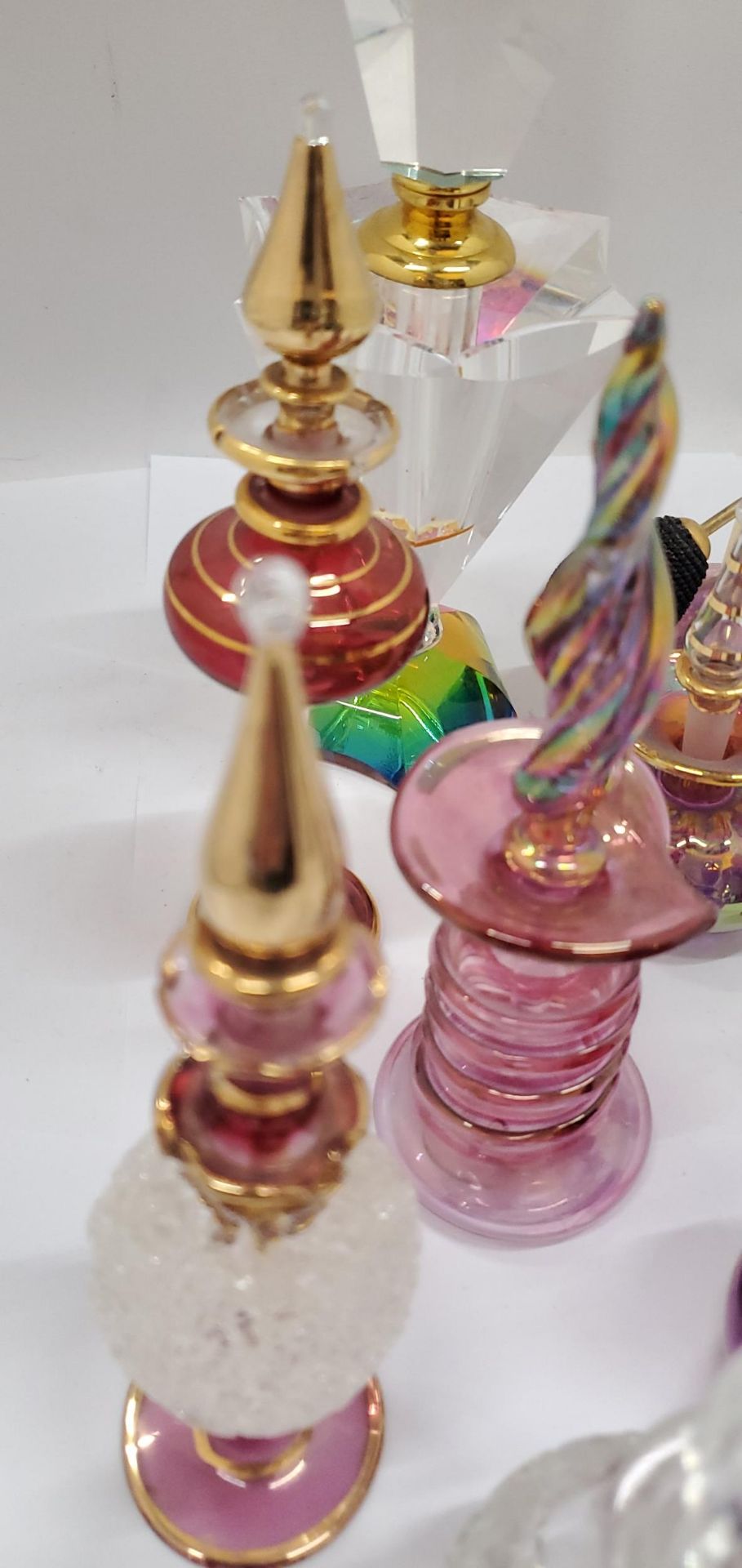 A COLLECTION OF GLASS SCENT BOTTLES WITH STOPPERS - Image 2 of 3