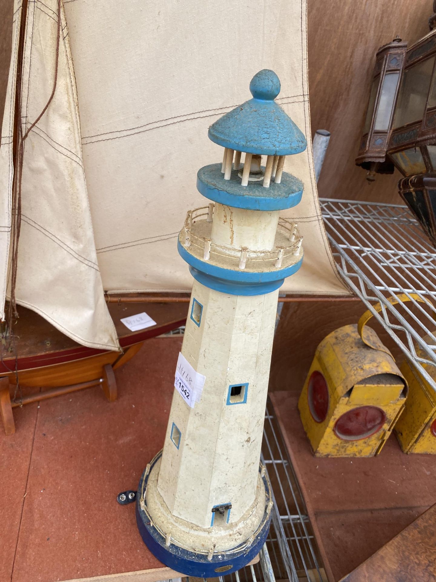TWO ITEMS - MODEL LIGHTHOUSE AND VINTAGE WOODEN SAILING POND YACHT MODEL - Image 3 of 4