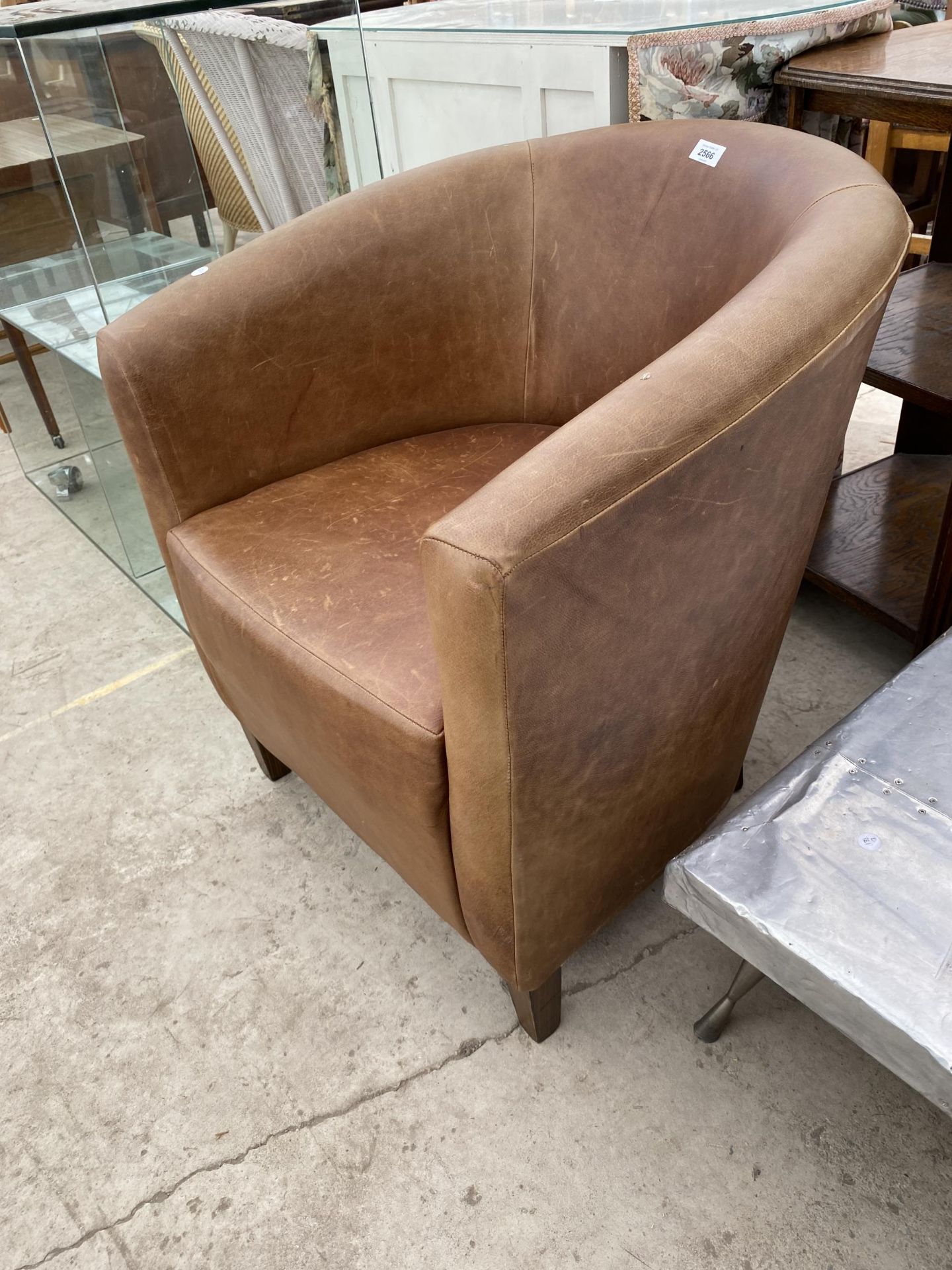 A VINTAGE CONTRACTS LEATHER TUB CHAIR - Image 2 of 2