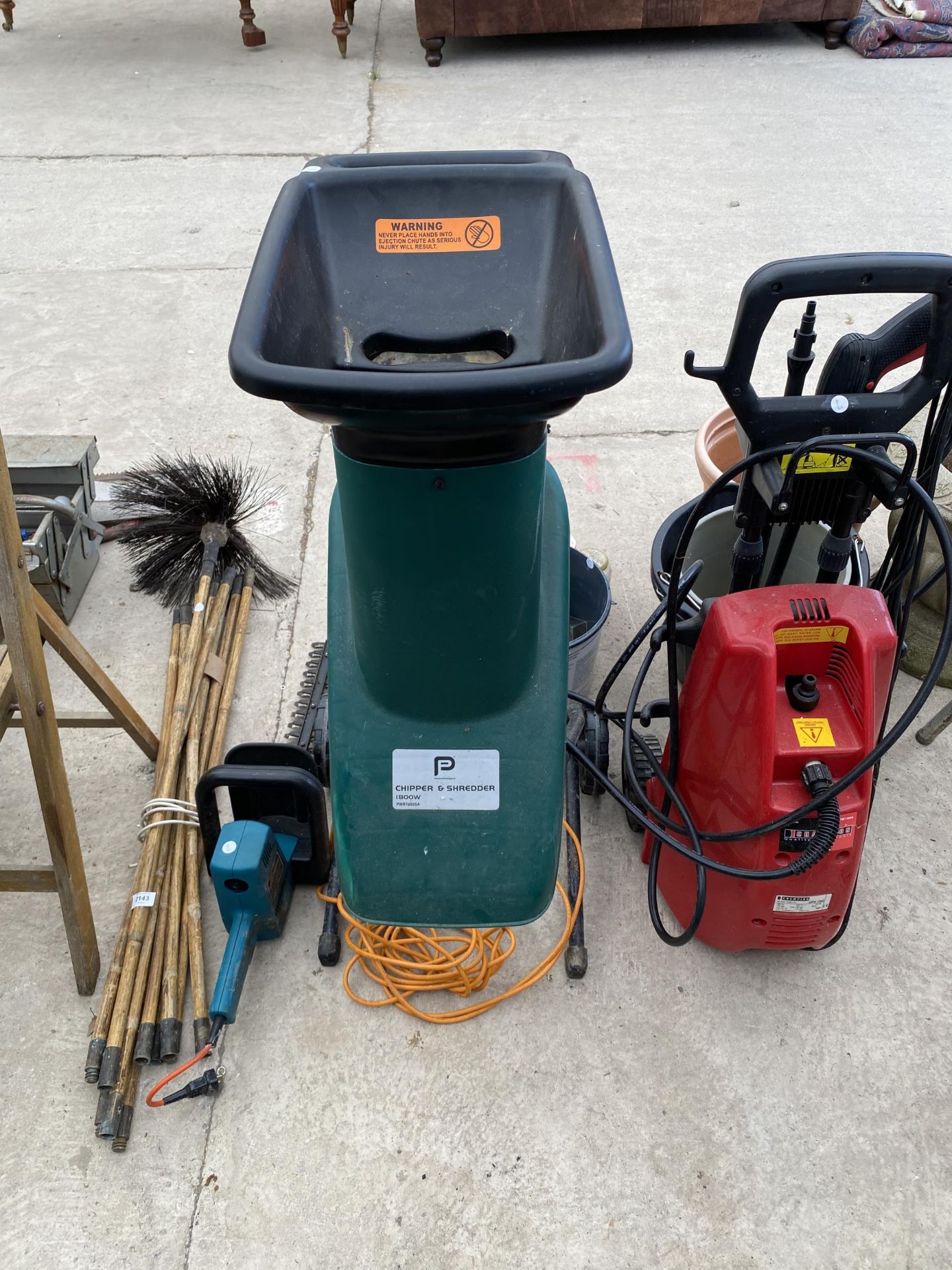 FOUR ITEMS TO INCLUDE DRAINAGE RODS, CHAMPION POWER WASHER, HEDGE CUTTER AND GARDEN SHREDDER
