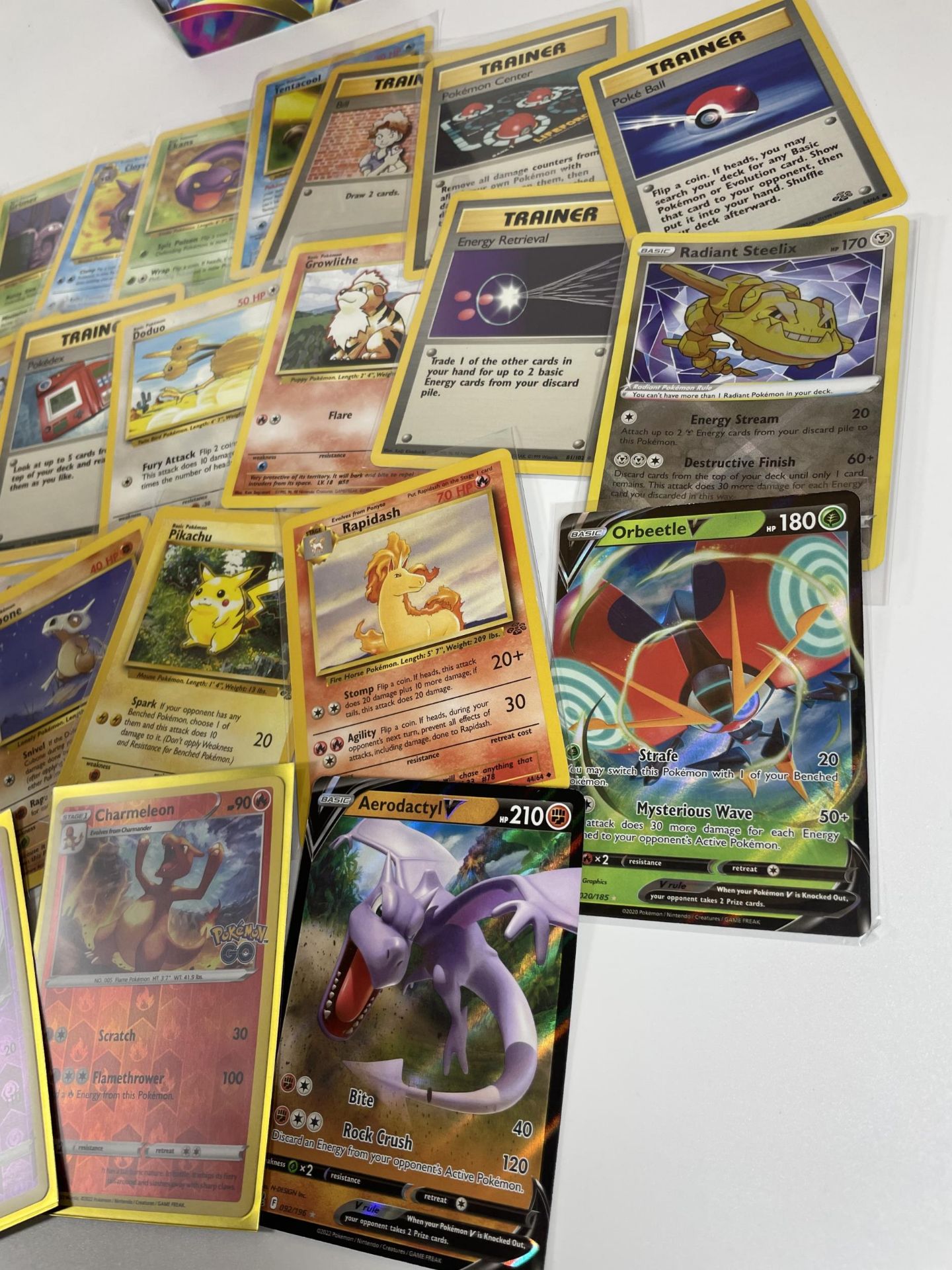 A SMALL POKEMON FOLDER OF CARDS - JUNGLE SET 1999 PIKACHU, FURTHER WOTC CARDS, MEWTWO RADIANT - Image 5 of 5