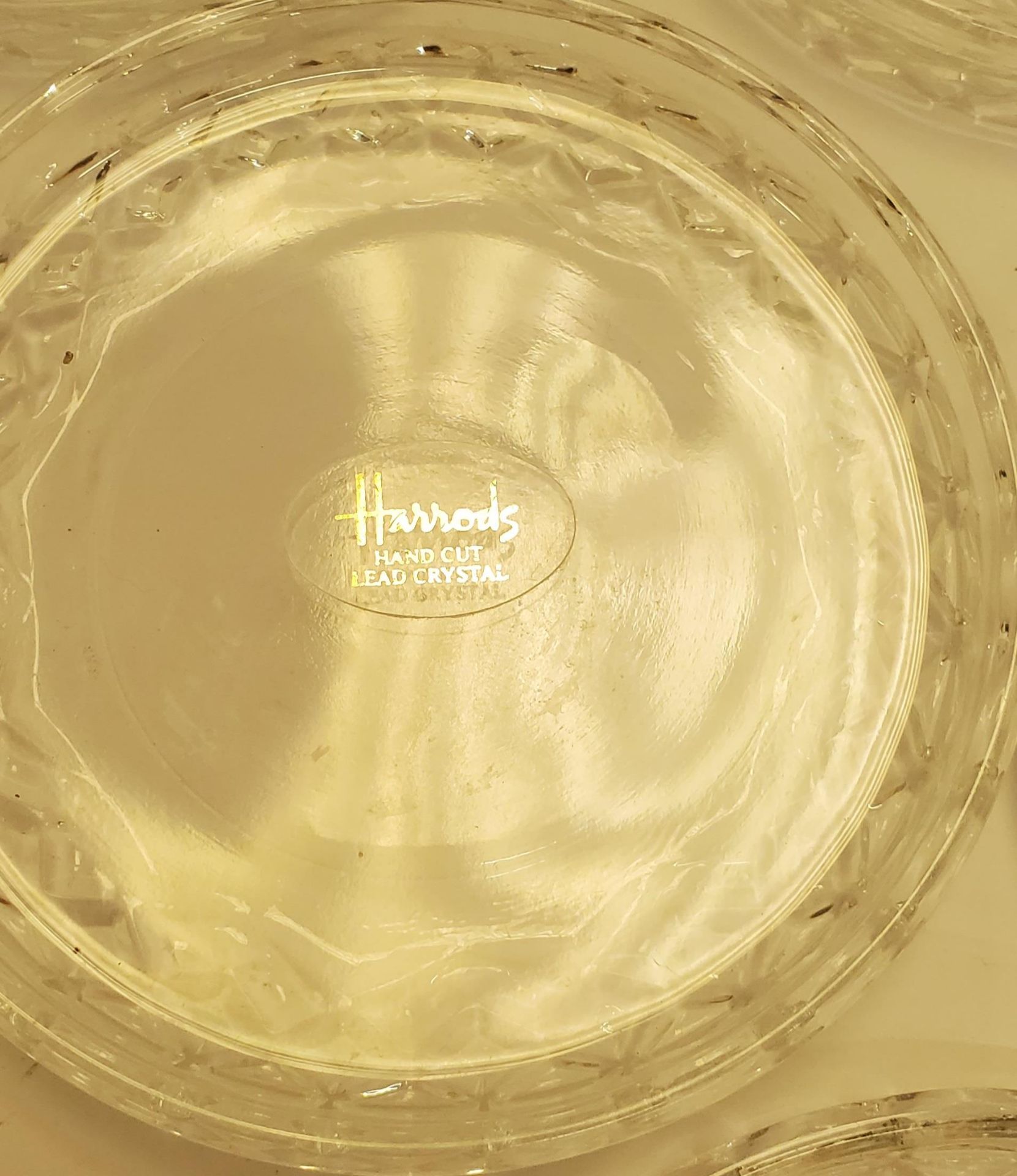 A SET OF SIX GLASS HARRODS, HAND CUT, LEAD CRYSTAL COASTERS - Bild 2 aus 2